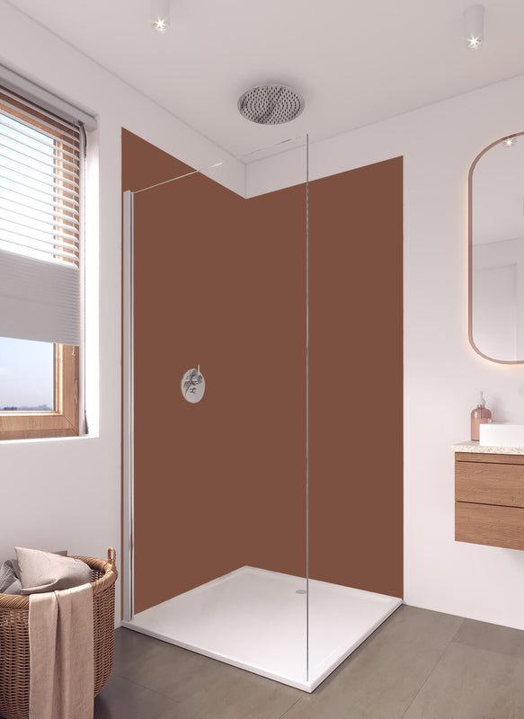 Duschrückwand - RAL 8002 (Signalbraun) in hellem Badezimmer mit Regenduschkopf  - zweiteilige Eck-Duschrückwand