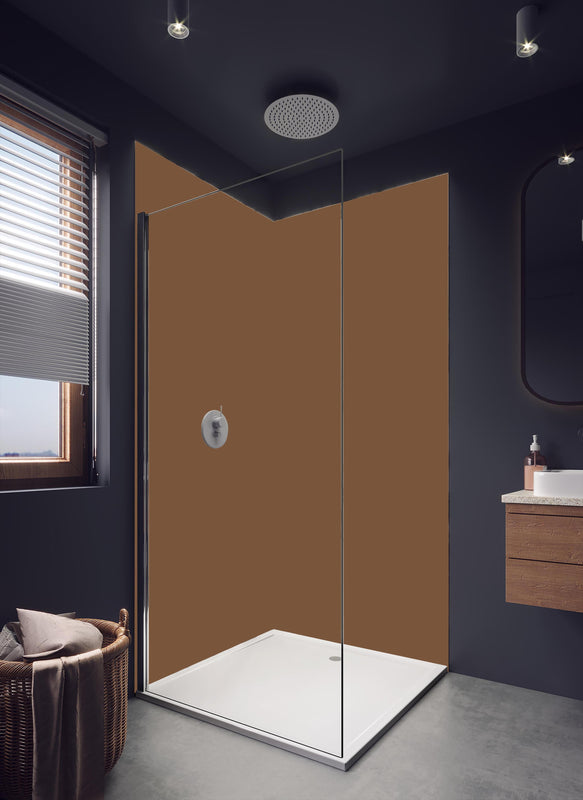 Duschrückwand - RAL 8024 (Beigebraun) in hellem Badezimmer mit Regenduschkopf - einteilige Duschrückwand