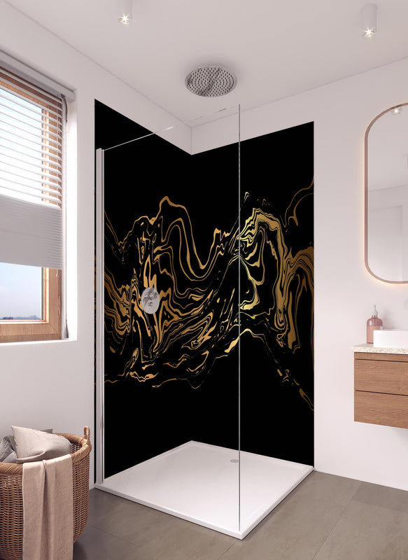 Duschrückwand - Elegante abstrakte Gold-Schwärze Textur in hellem Badezimmer mit Regenduschkopf  - zweiteilige Eck-Duschrückwand