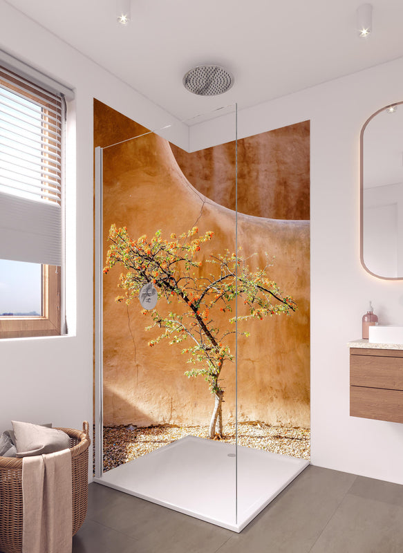 Duschrückwand - Feuerdornbaum in Bergregion - Amerika  in hellem Badezimmer mit Regenduschkopf  - zweiteilige Eck-Duschrückwand