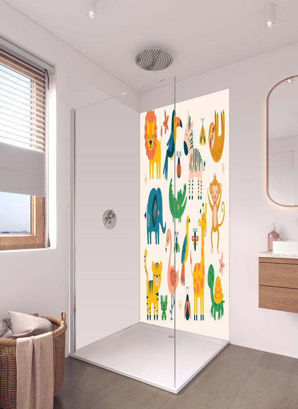 Duschrückwand - Fröhliche bunte Tierillustrationen für Kinder in hellem Badezimmer mit Regenduschkopf  - zweiteilige Eck-Duschrückwand
