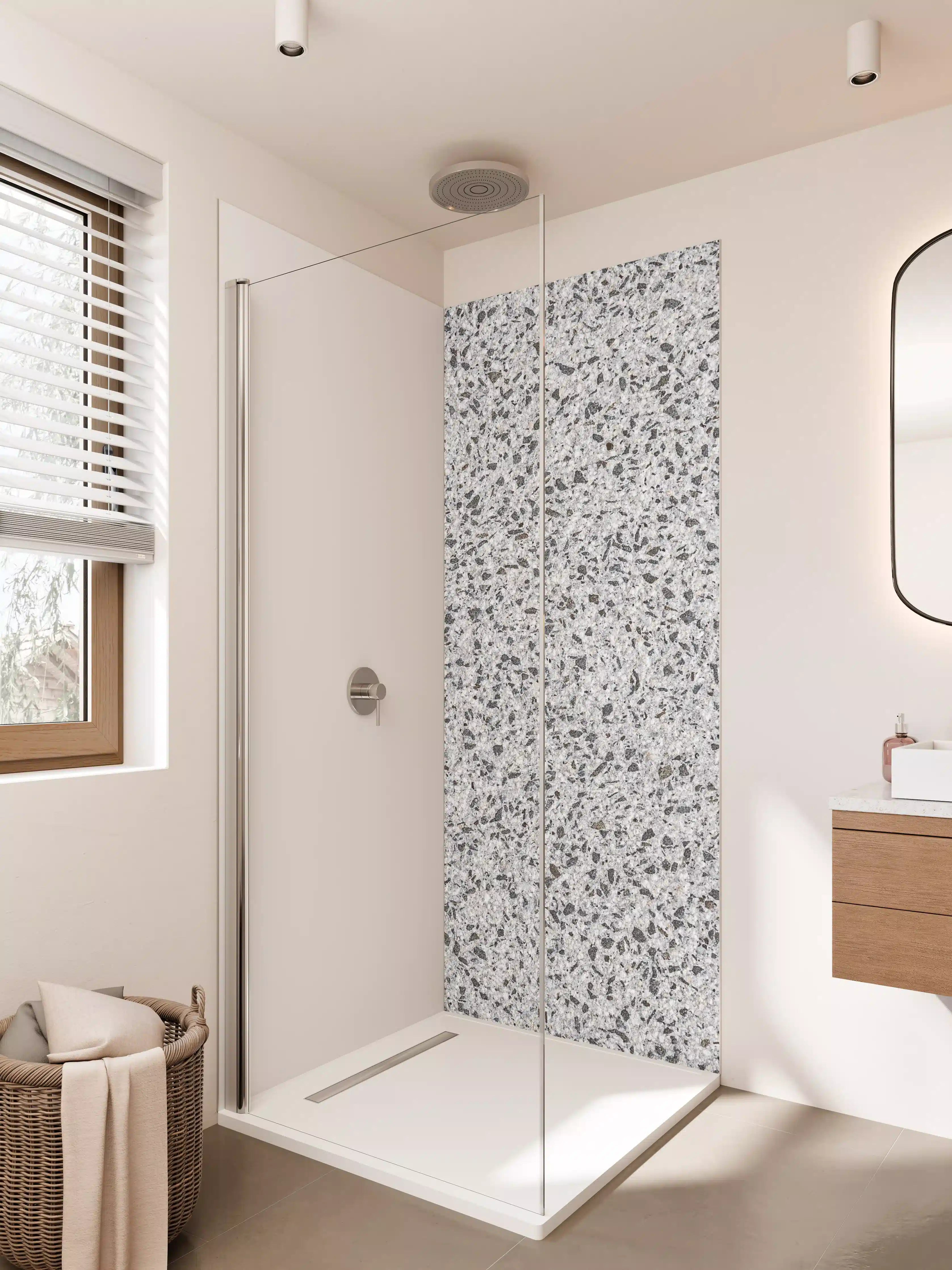 Duschrückwand - Grauer Granit-Oberfläche mit feiner Maserung