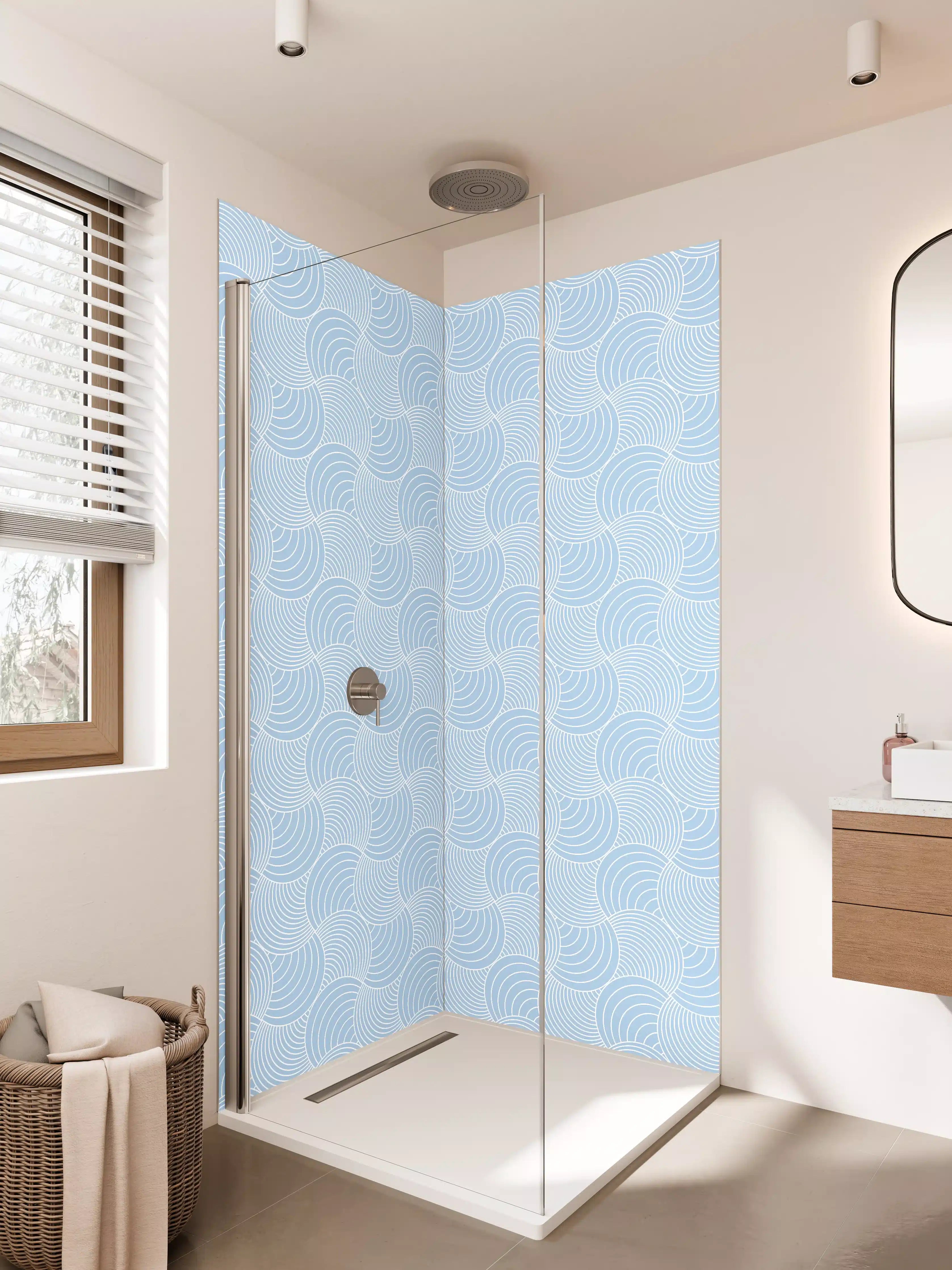 Duschrückwand - Heller, geometrischer Muster in Blau-Weiß