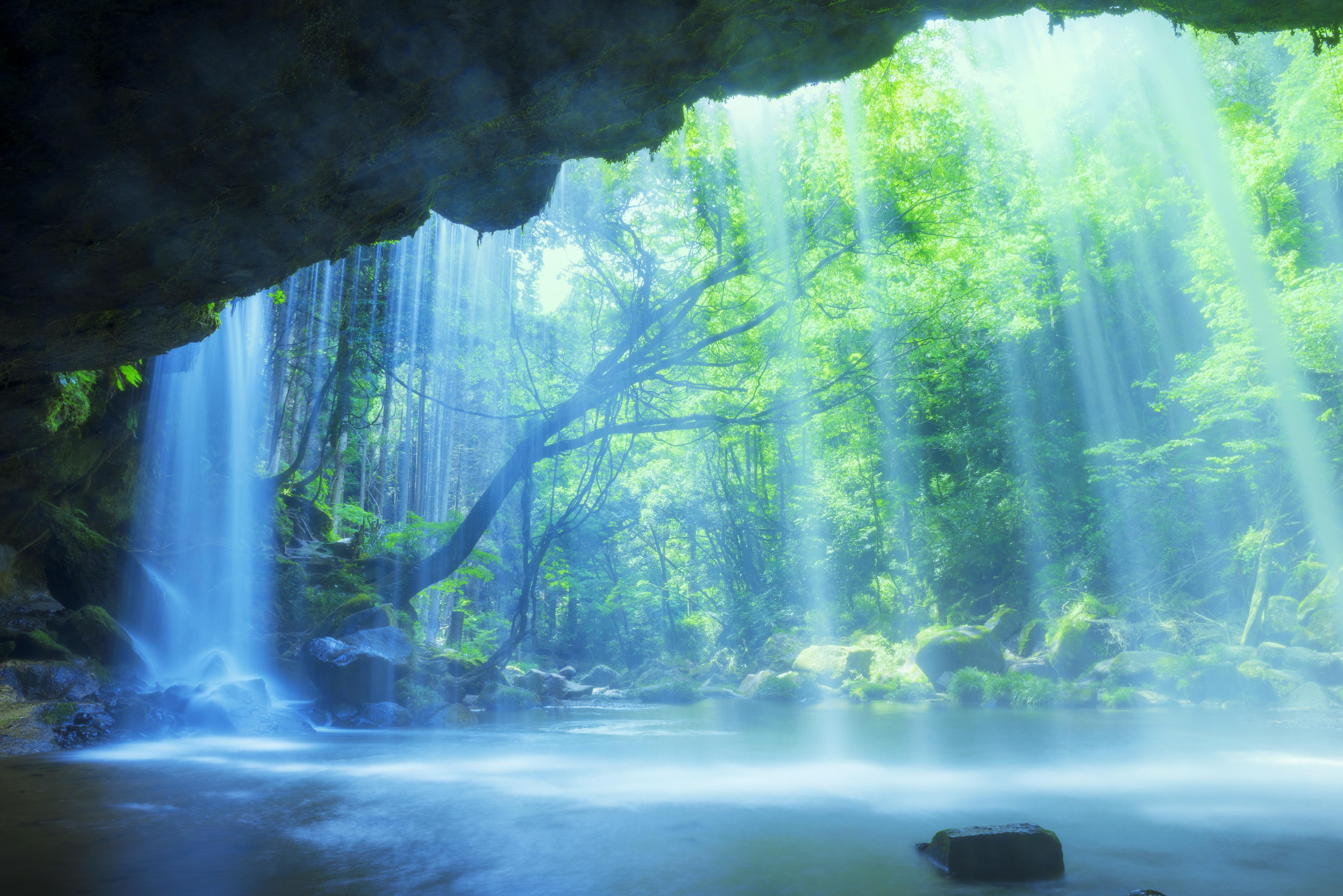 Duschrückwand-Hinter Nabigataki-Wasserfall Ansicht