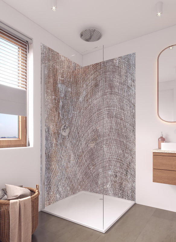 Duschrückwand - Moderne graue Marmor Betontextur in hellem Badezimmer mit Regenduschkopf  - zweiteilige Eck-Duschrückwand