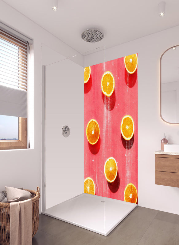 Duschrückwand - Oragen - Grafik in hellem Badezimmer mit Regenduschkopf  - zweiteilige Eck-Duschrückwand