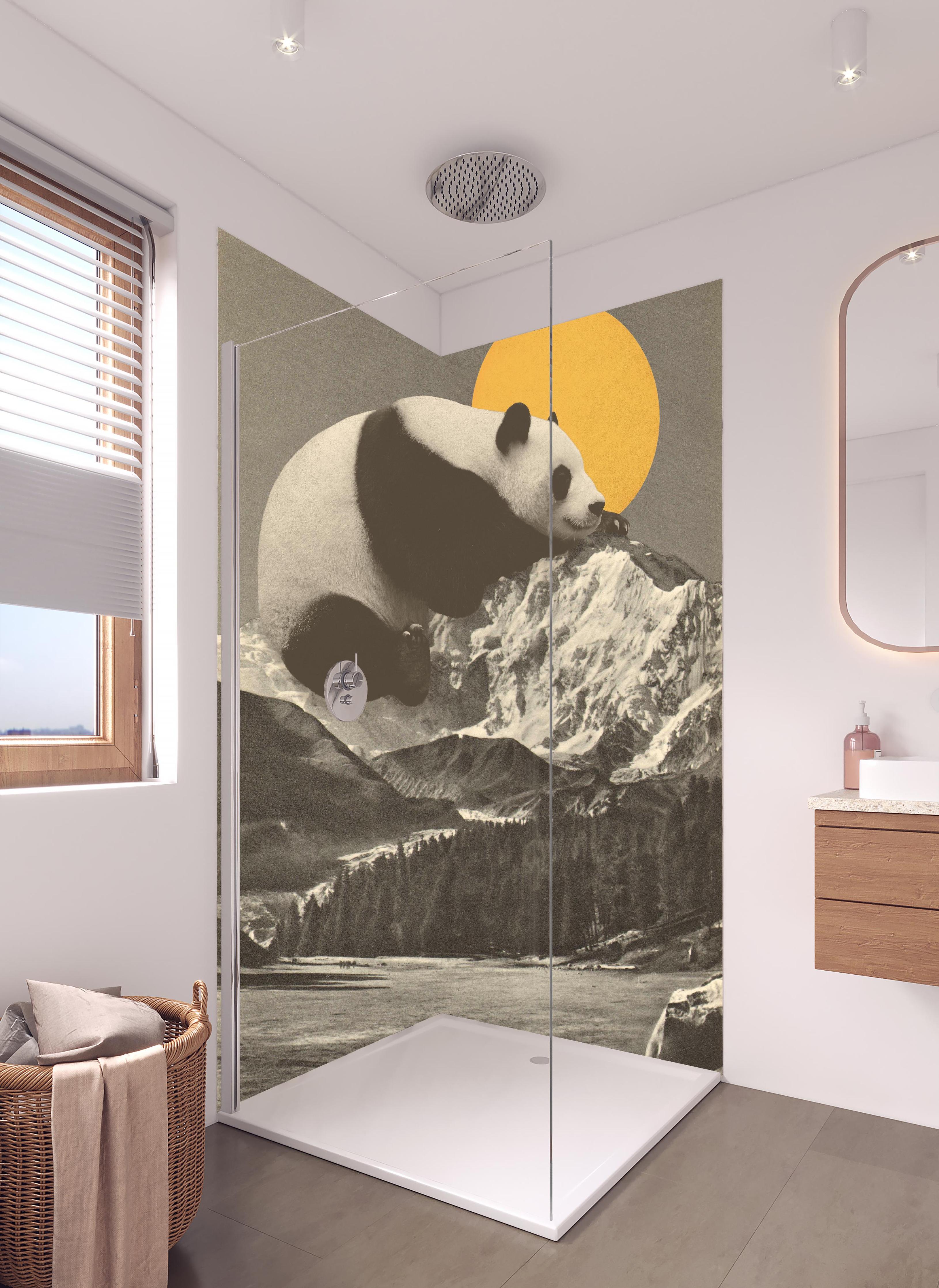 Duschrückwand - Panda Rast Monochrom Bergkulisse in hellem Badezimmer mit Regenduschkopf  - zweiteilige Eck-Duschrückwand