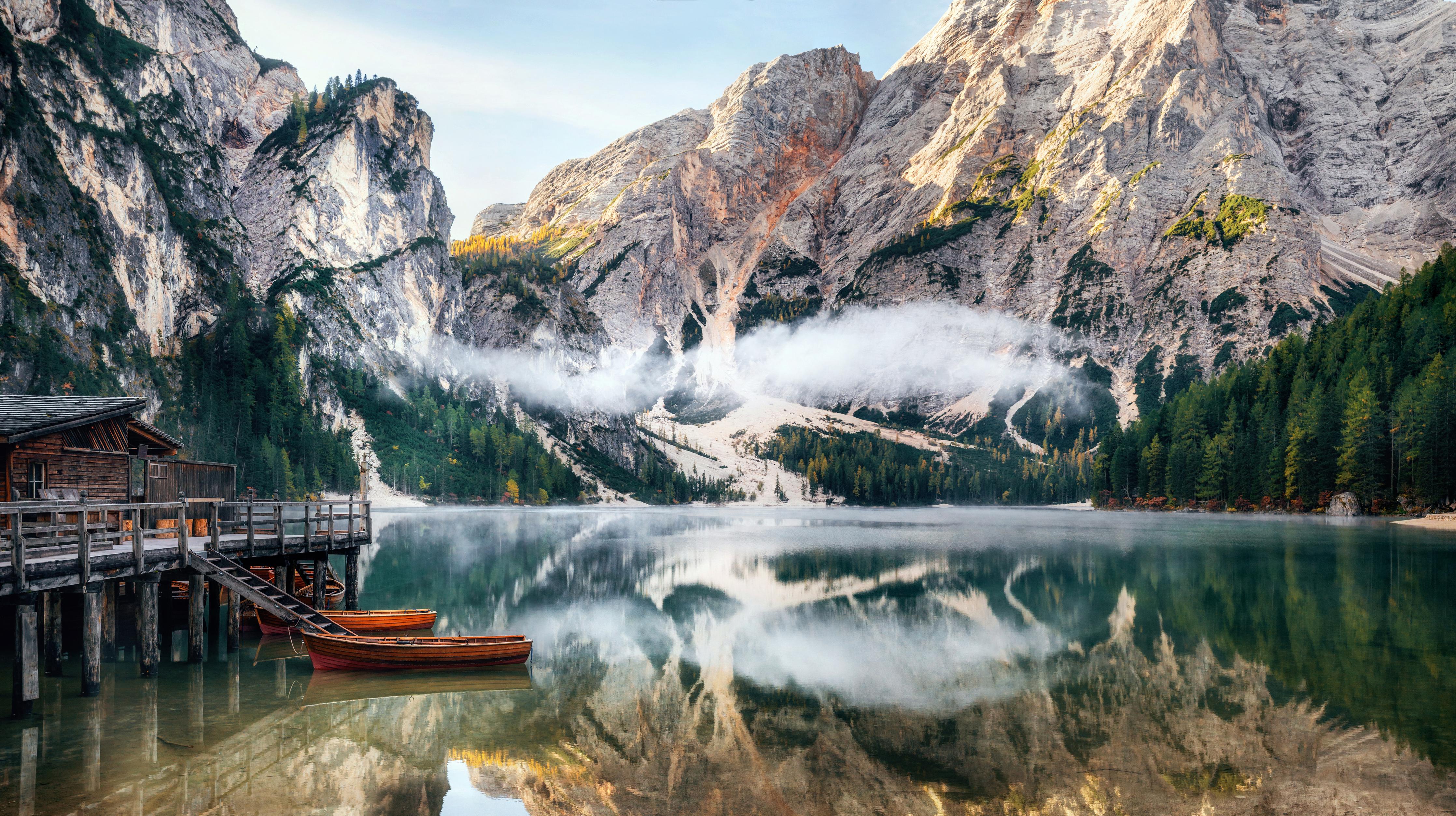 Duschrückwand-Panoramablick auf Pragser Wildsee