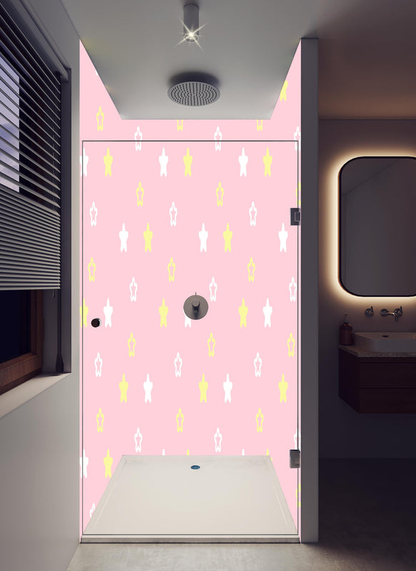 Duschrückwand - Rosafarbener Hintergrund mit gelben Sternen in hellem Badezimmer mit Regenduschkopf  - zweiteilige Eck-Duschrückwand