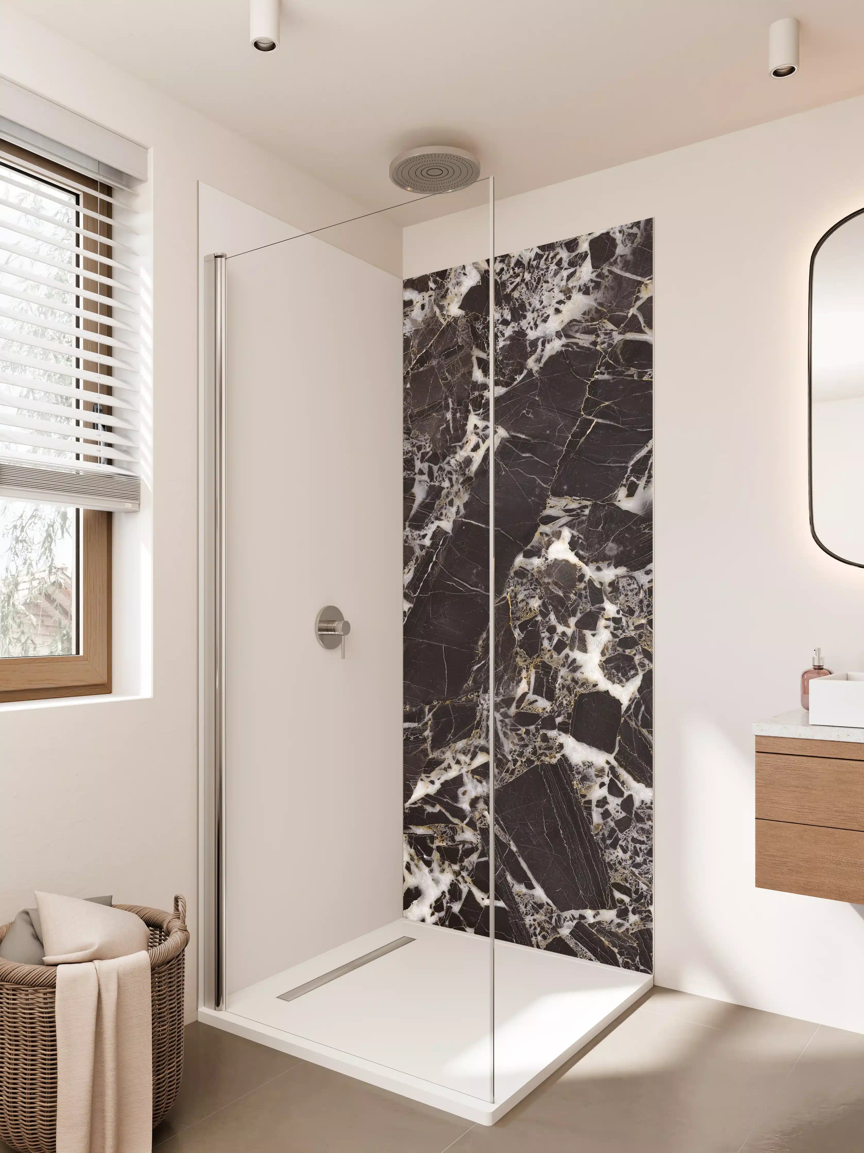 Duschrückwand - Schwarze Marmor-Textur mit weißen Akzenten