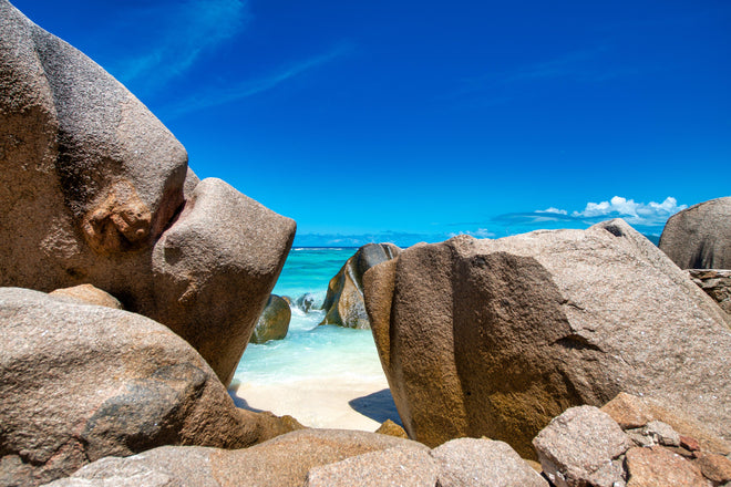 Duschrückwand - Stein-Panorama auf den Seychellen