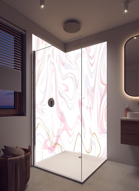 Duschrückwand - Stilvolle Rosé-Weiß Marmorierung mit Goldakzenten in hellem Badezimmer mit Regenduschkopf  - zweiteilige Eck-Duschrückwand