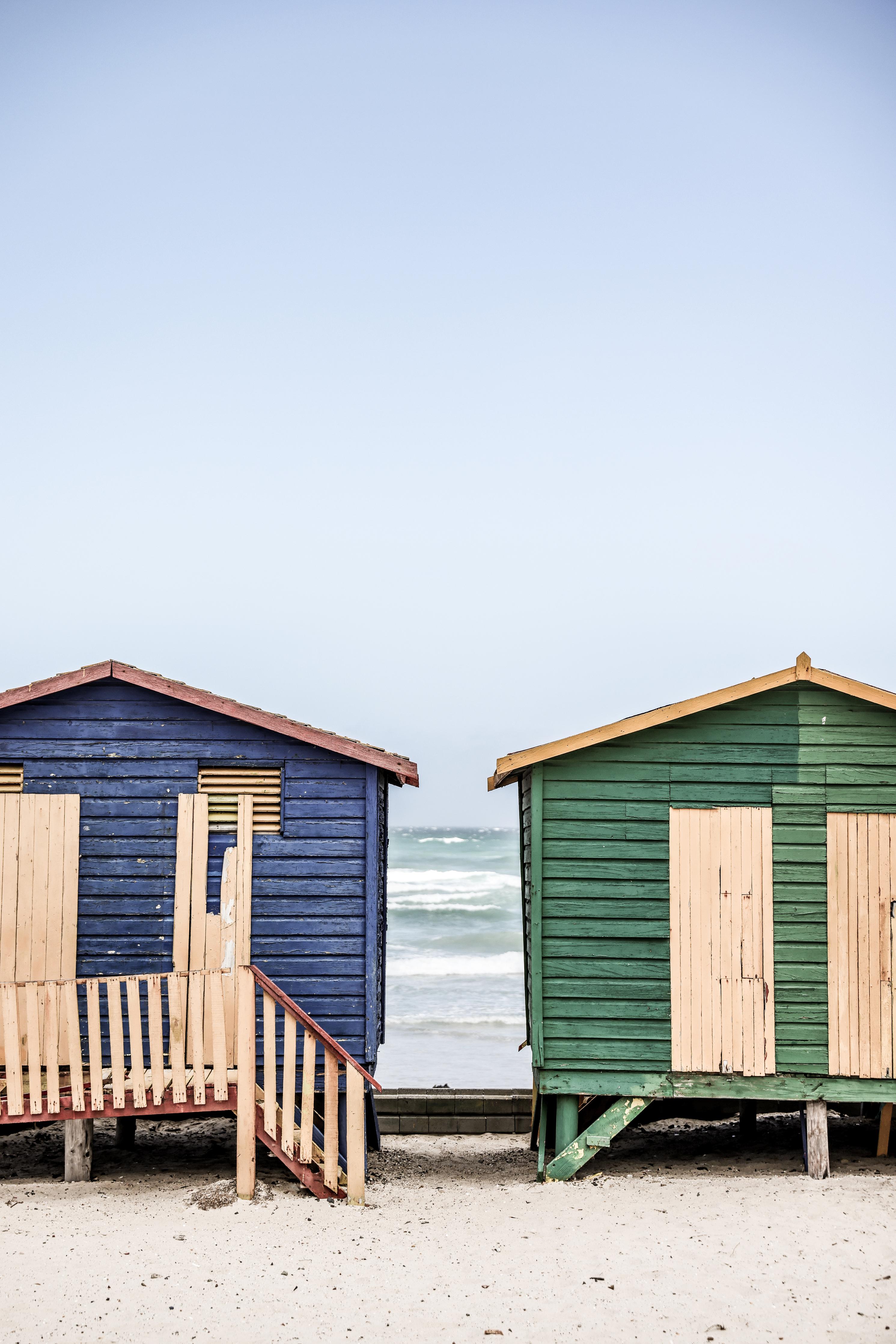 Duschrückwand-Strandhütten am Meer