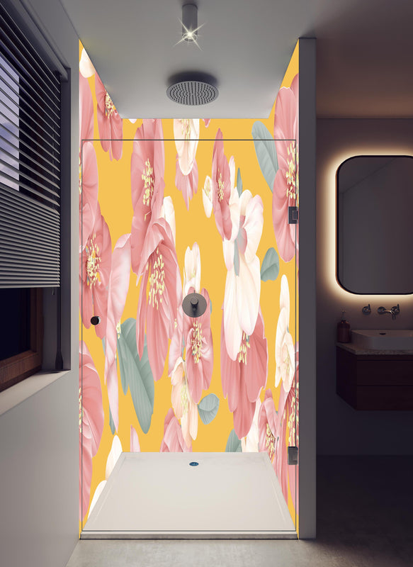 Duschrückwand - Vintage Quince Blumenmuster Pastellgelb in hellem Badezimmer mit Regenduschkopf  - zweiteilige Eck-Duschrückwand