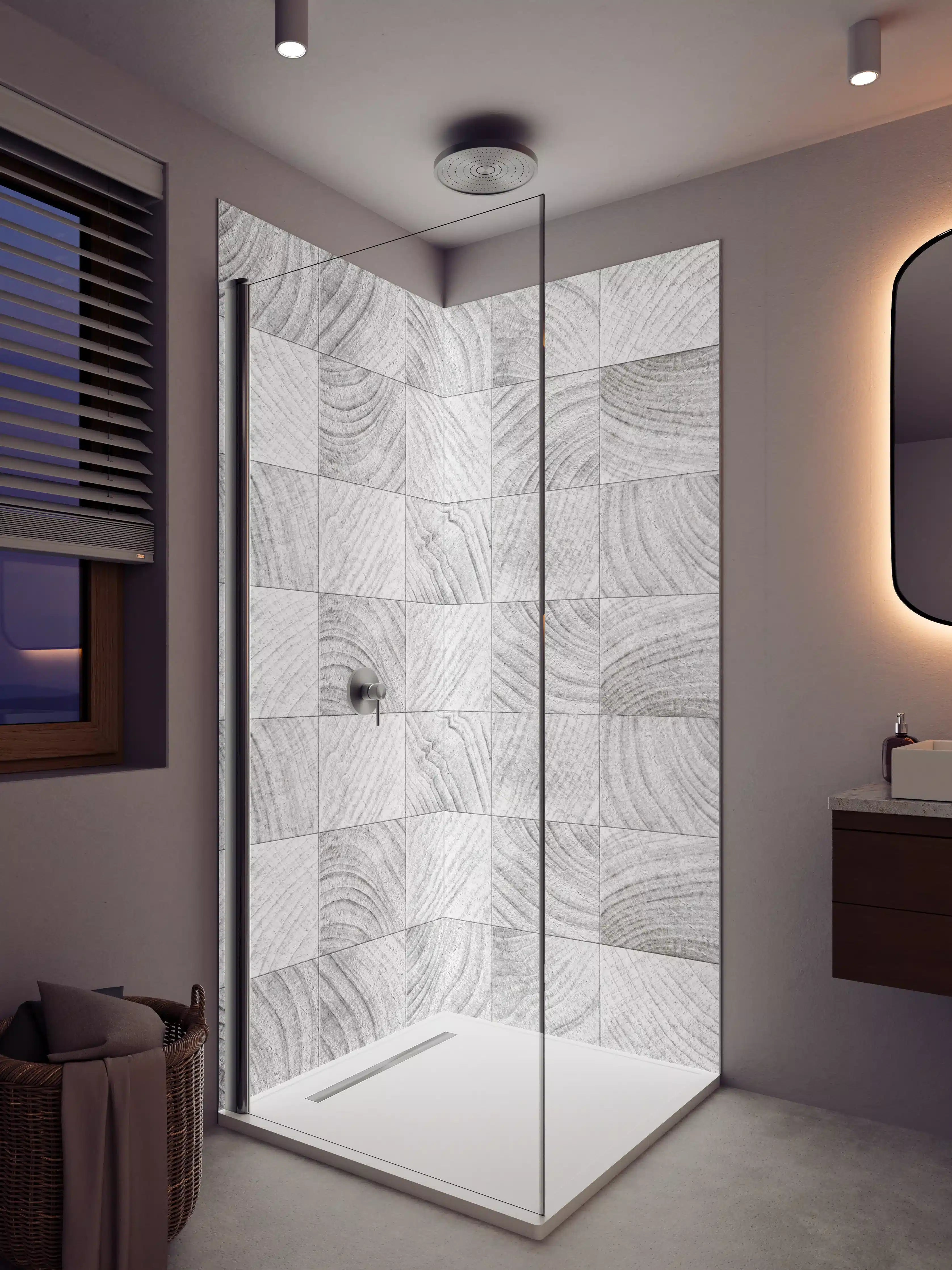 Duschrückwand - Weiße Holzmaserung mit Grautönen