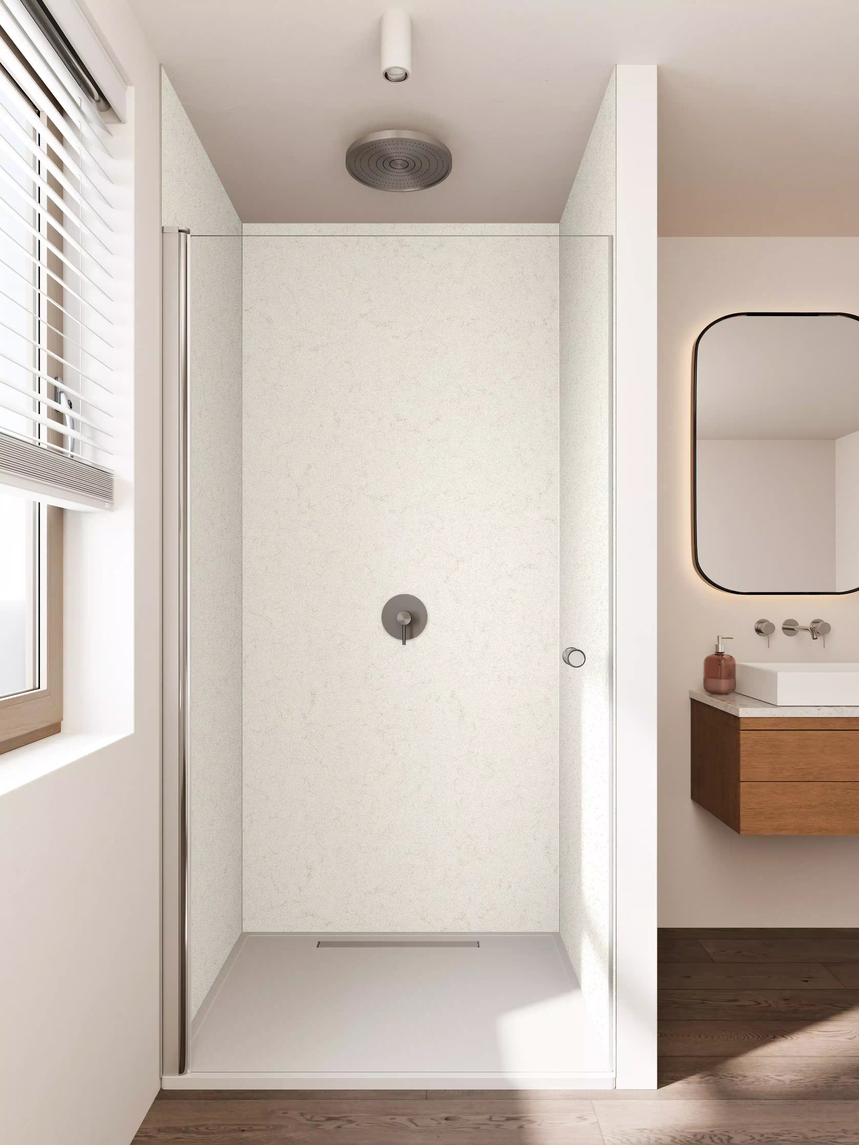 Duschrückwand - Weiße Steinwand mit feiner Struktur