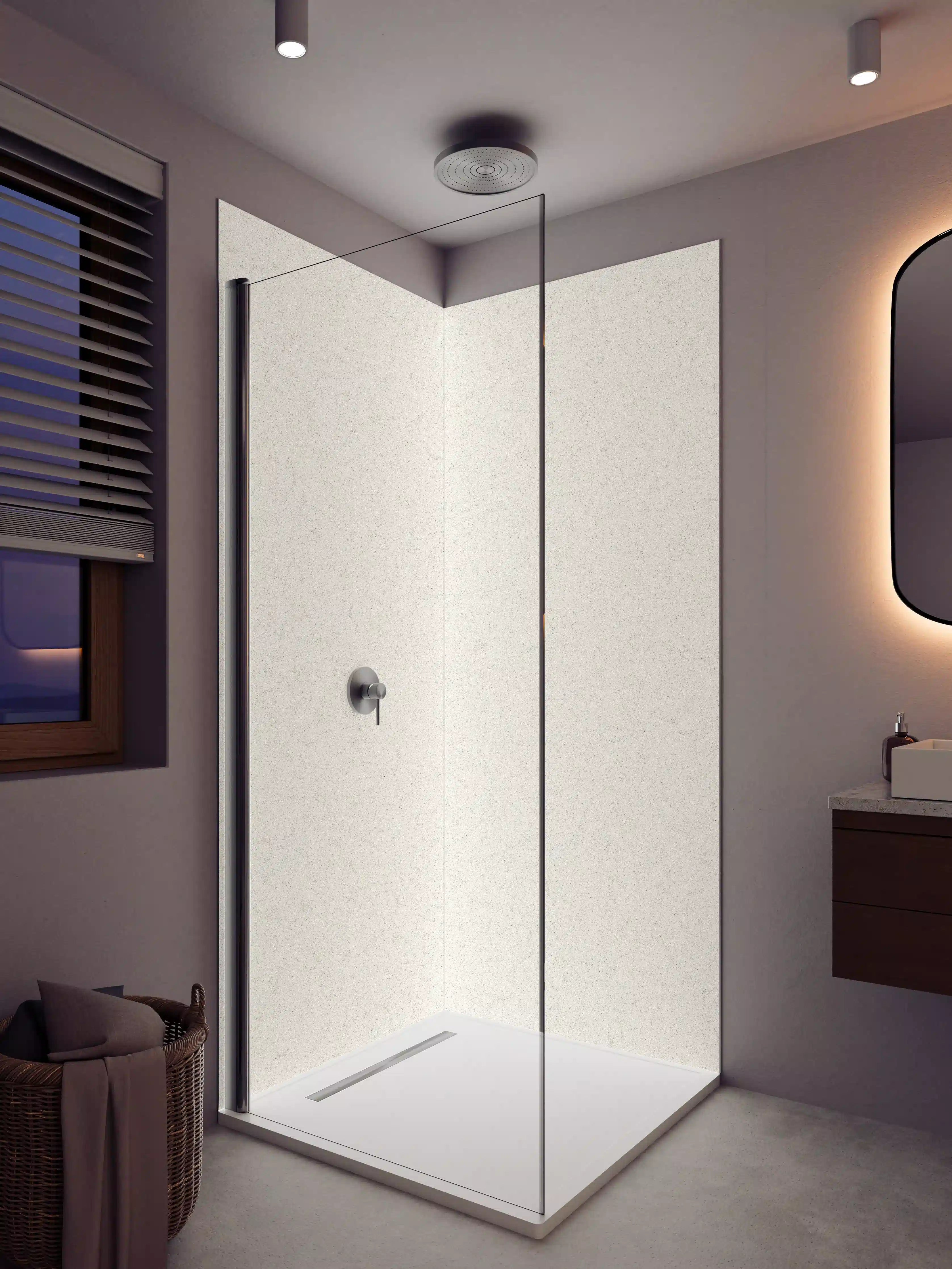 Duschrückwand - Weiße Steinwand mit feiner Struktur