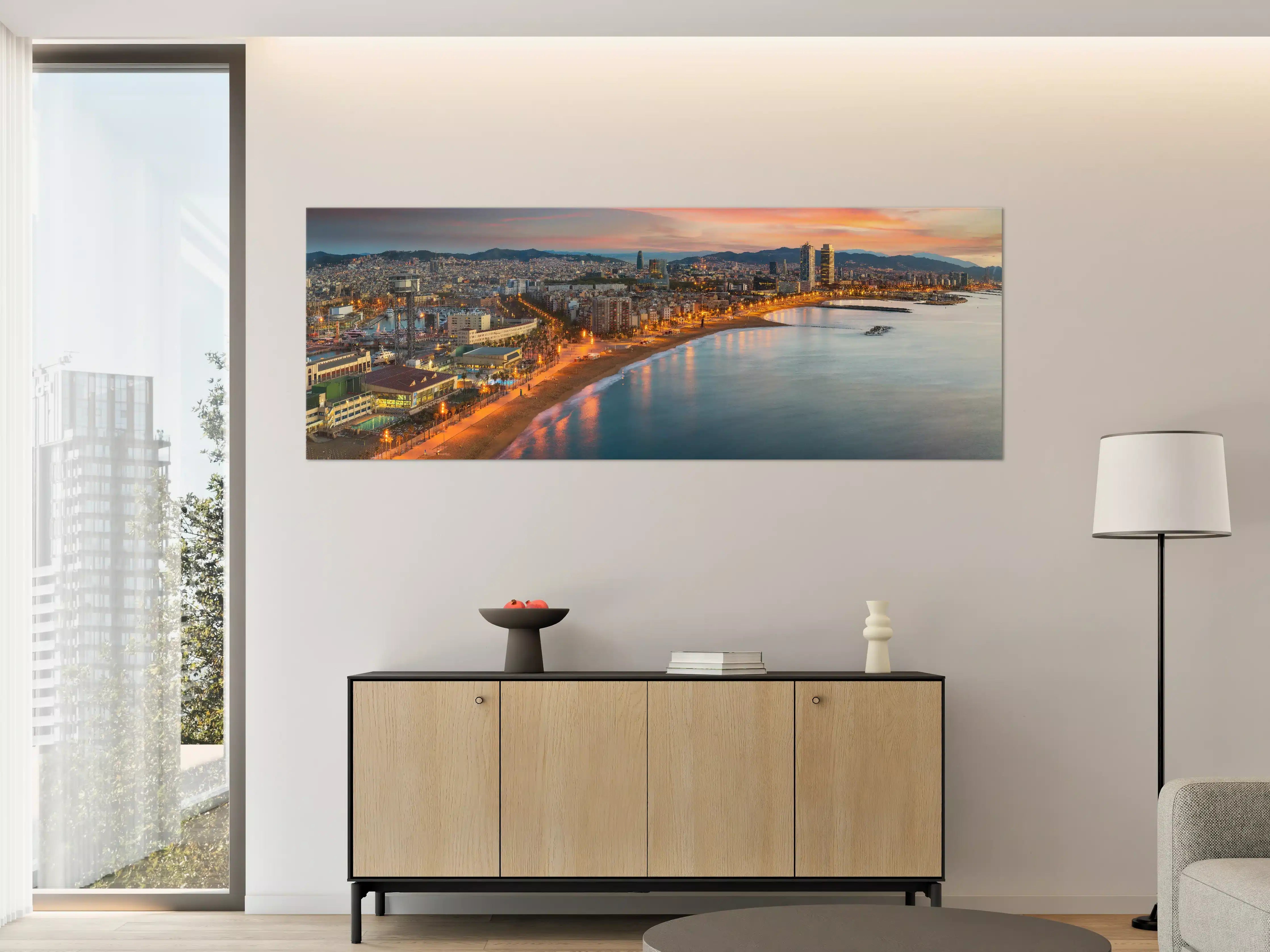 Große Wandbilder - Abendliche Skyline mit Stadtlichtern am Meer