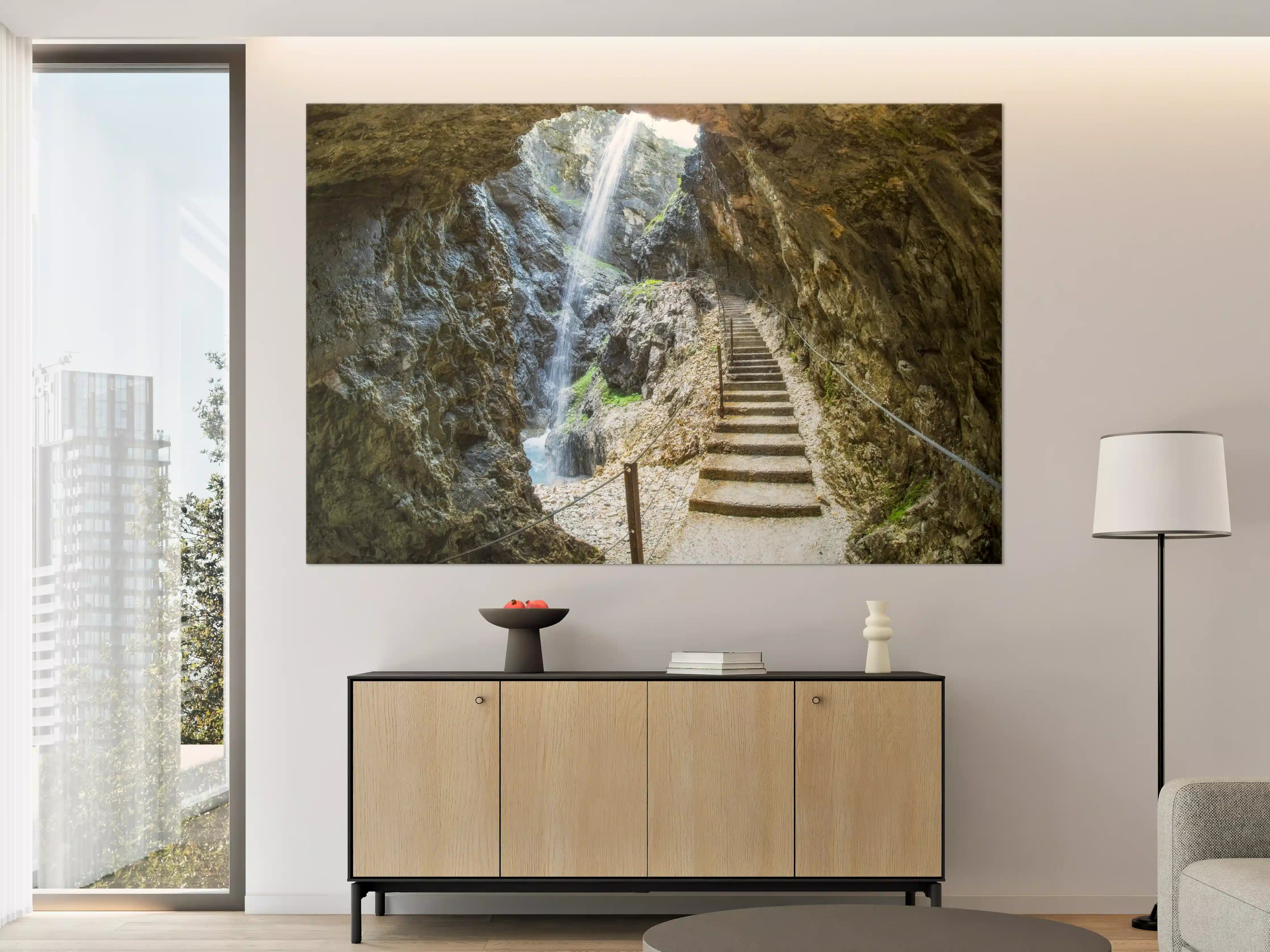 Große Wandbilder - Antike Steintreppen mit Wasserfall