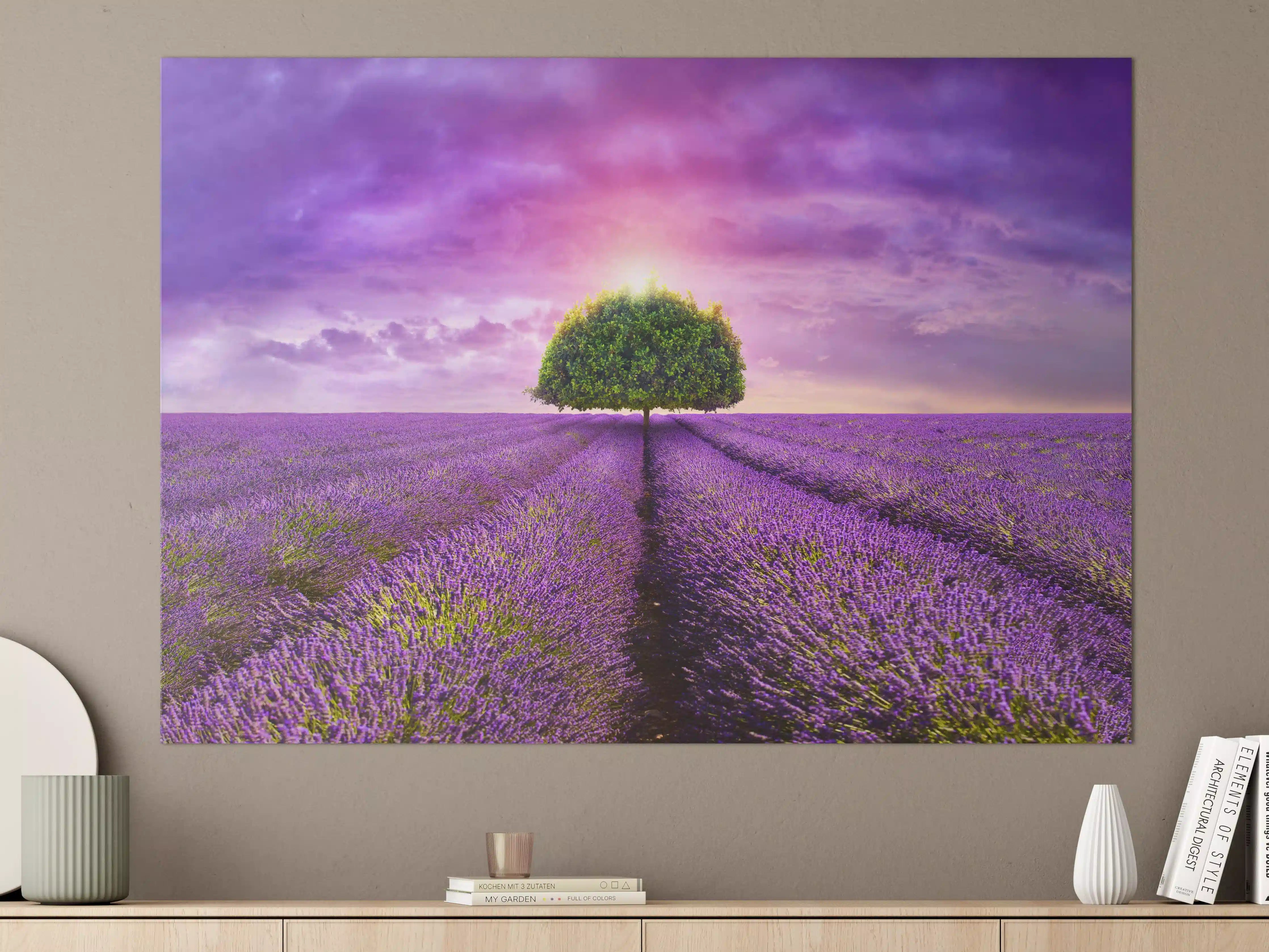 Große Wandbilder - Baum im schönen lavendel Feld