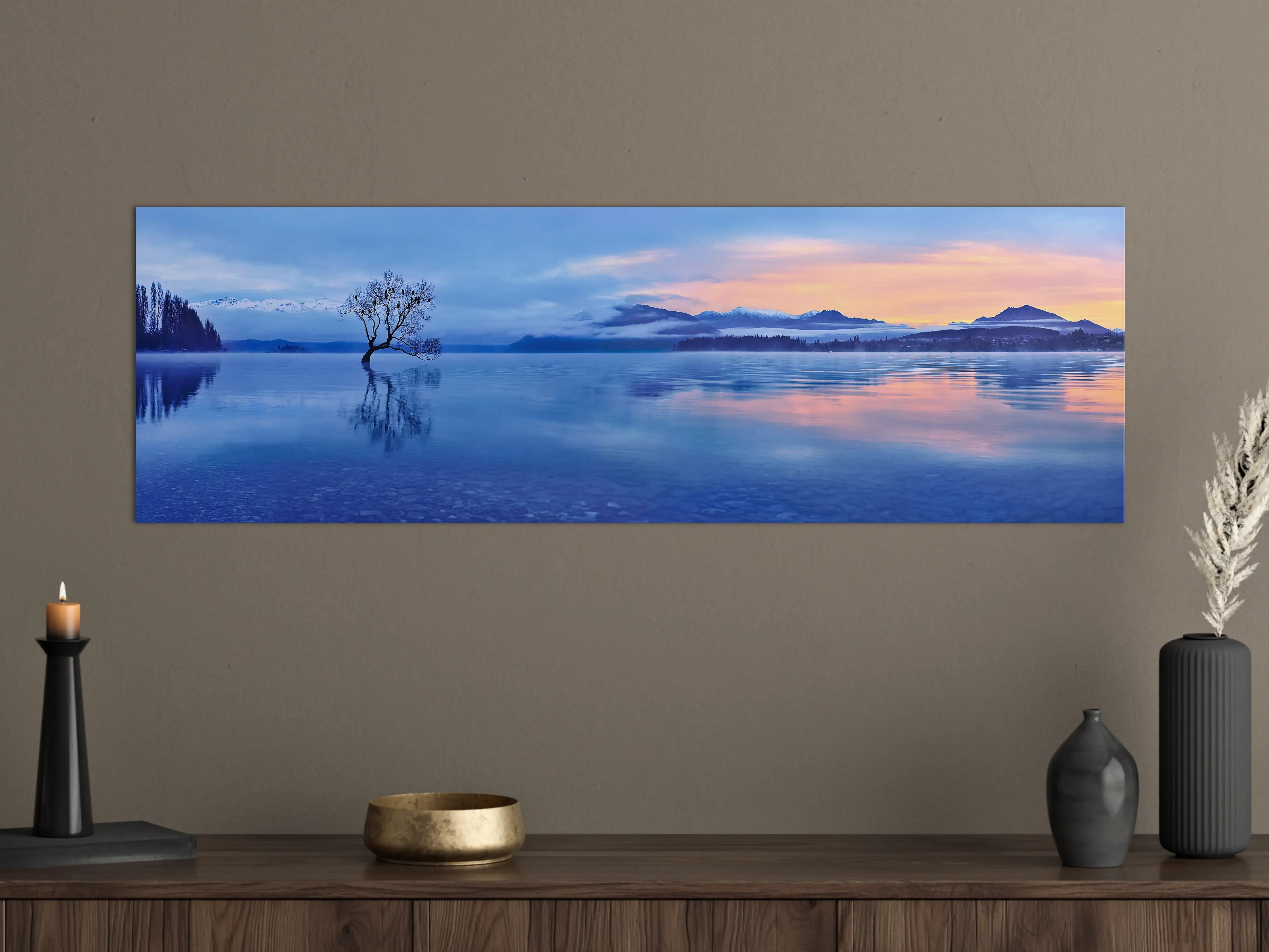 Große Wandbilder - Blaue Seenlandschaft bei Sonnenuntergang