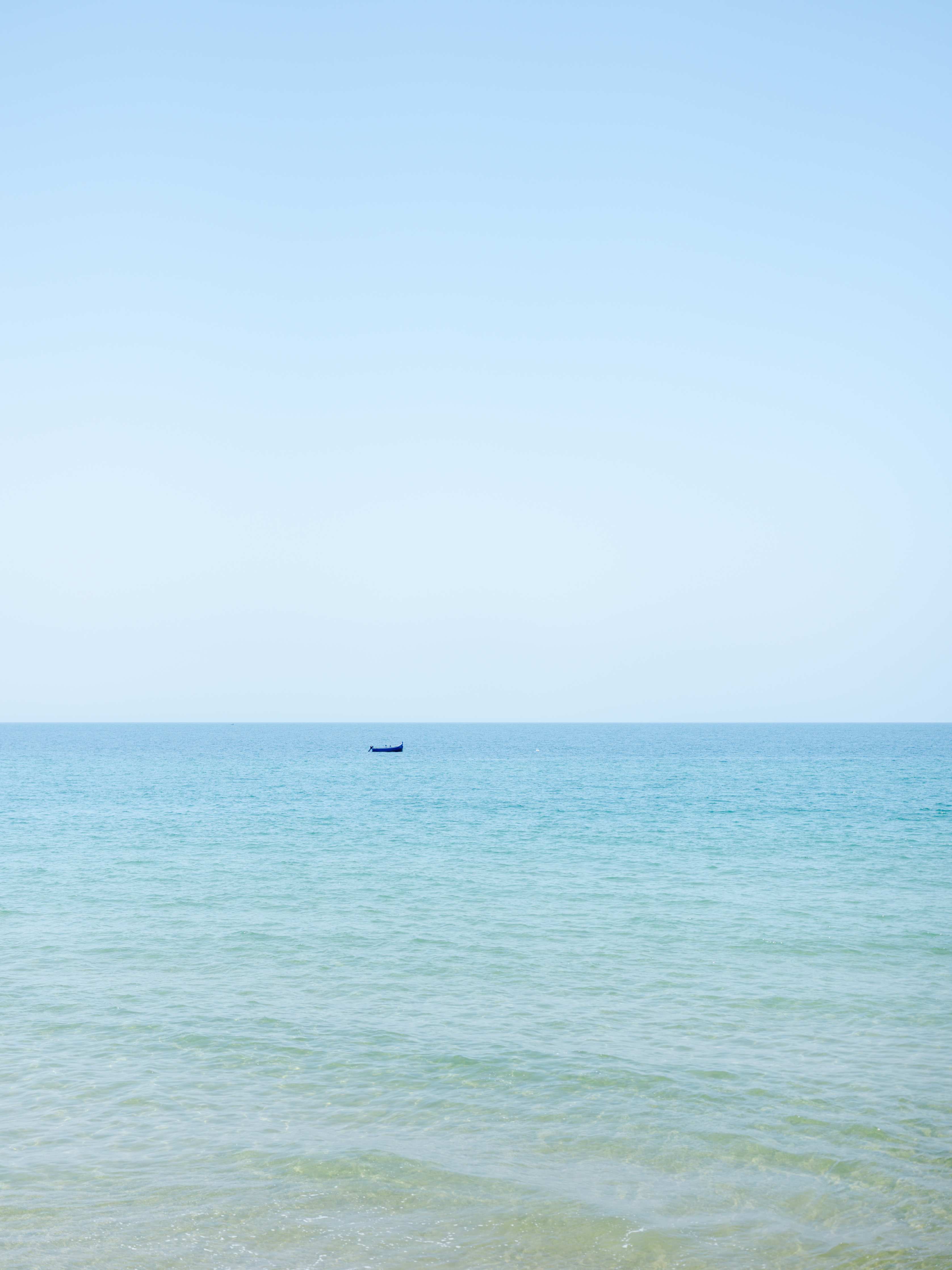 Große Wandbilder-Blauer Himmel über ruhigem Meer