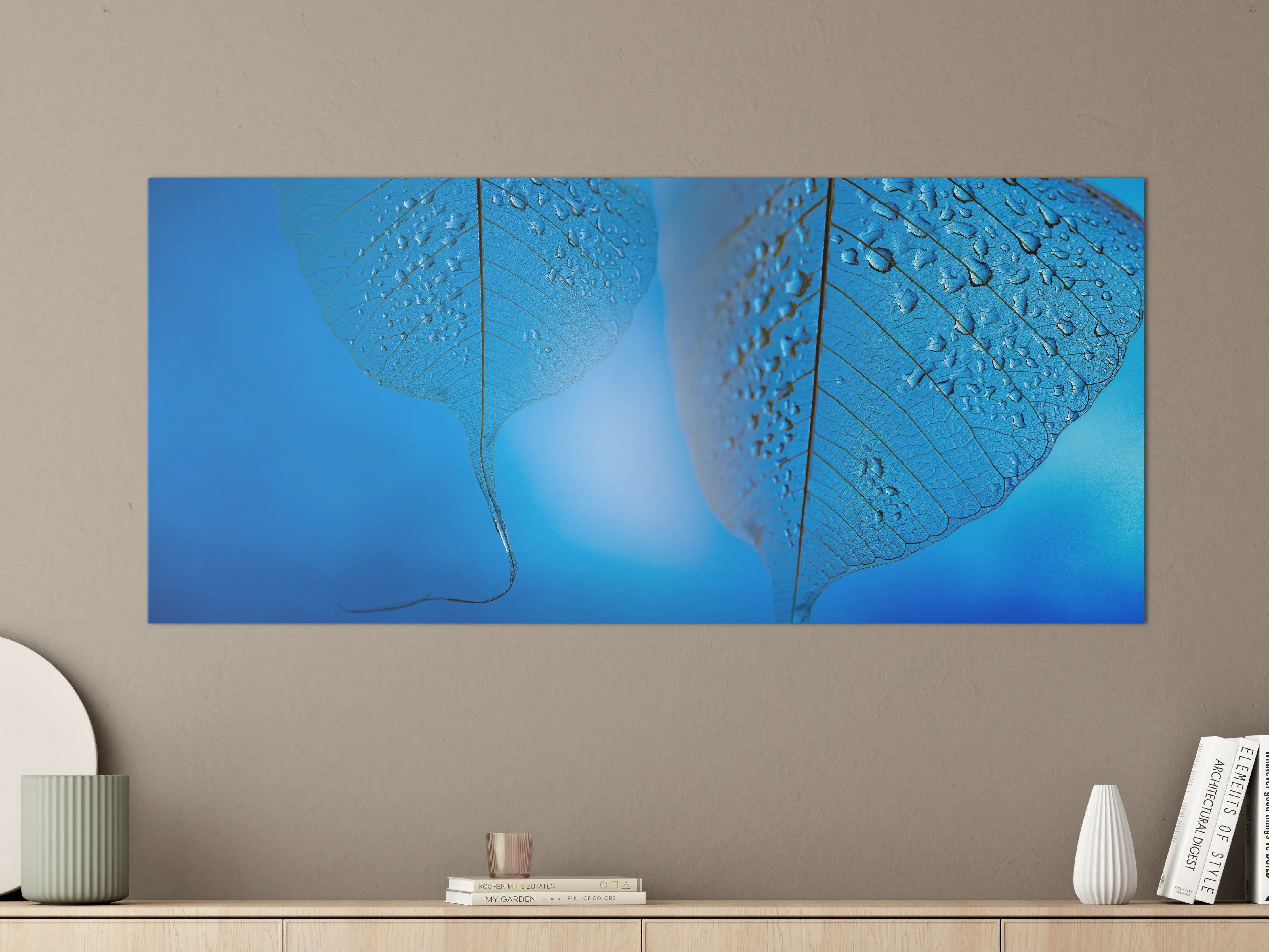 Große Wandbilder - Blaues Tautropfen Blatt Makro
