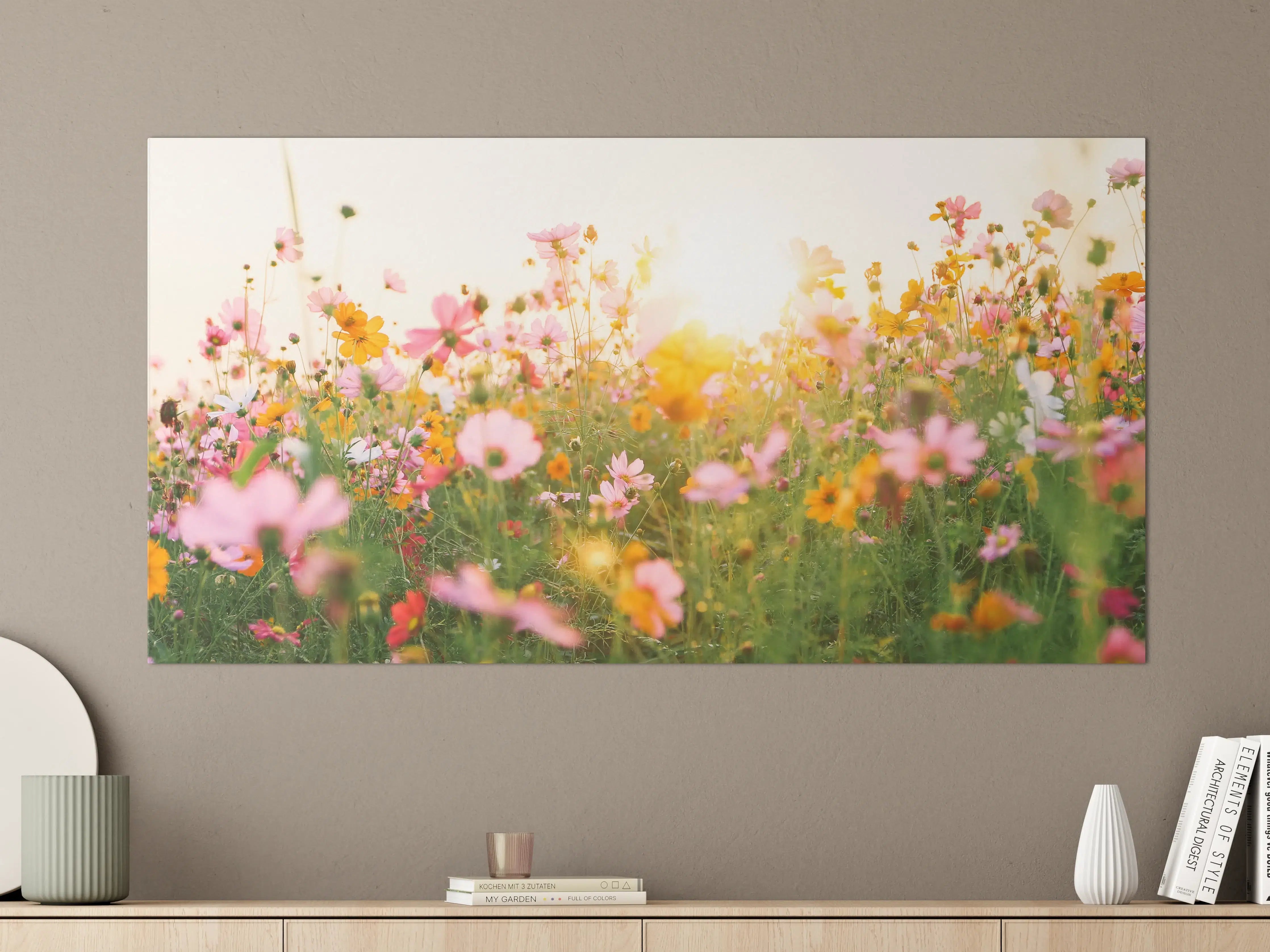 Große Wandbilder - Bunte Blumenwiese im Sonnenlicht