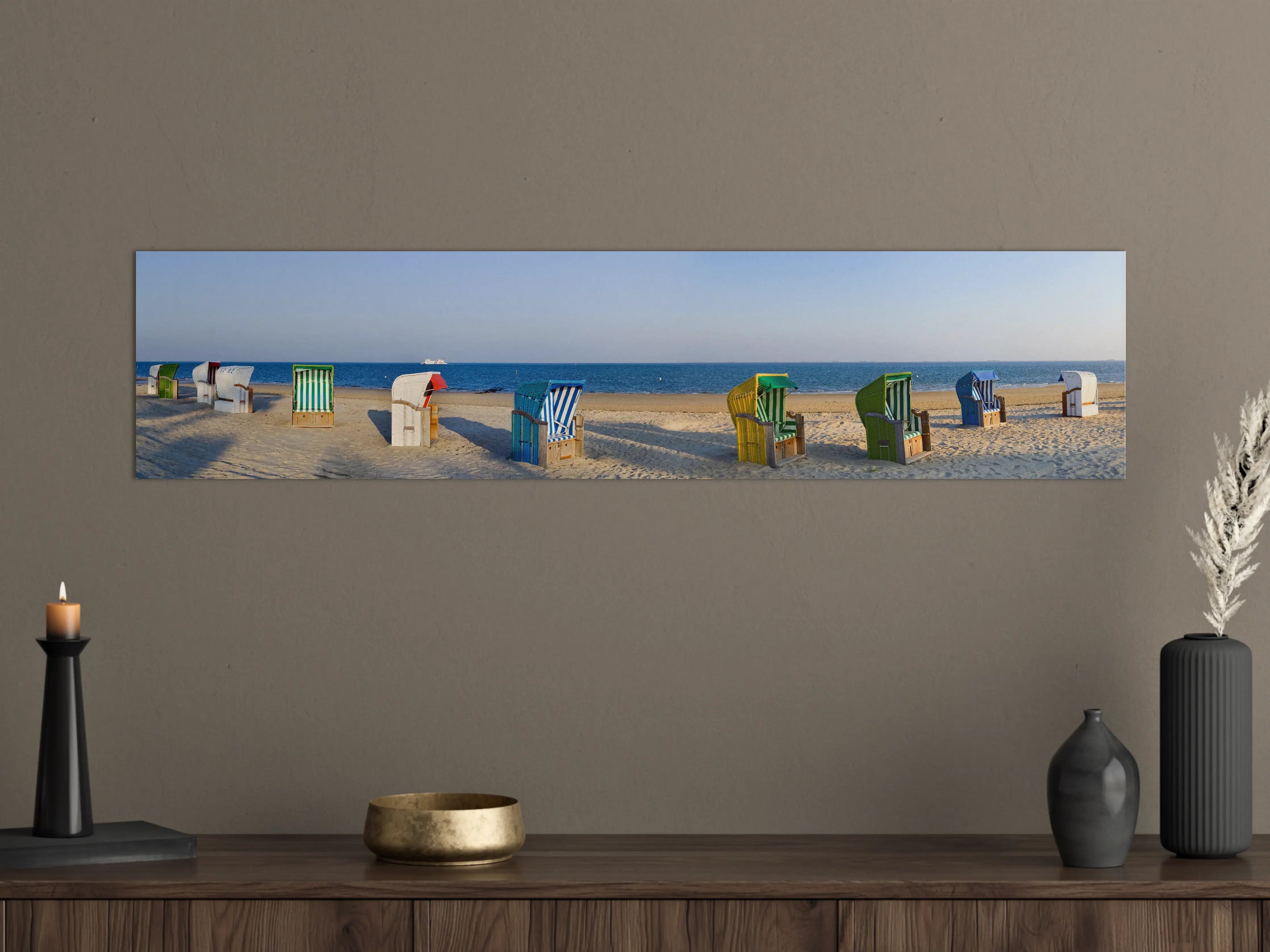 Große Wandbilder - Bunte Strandkörbe am Meer