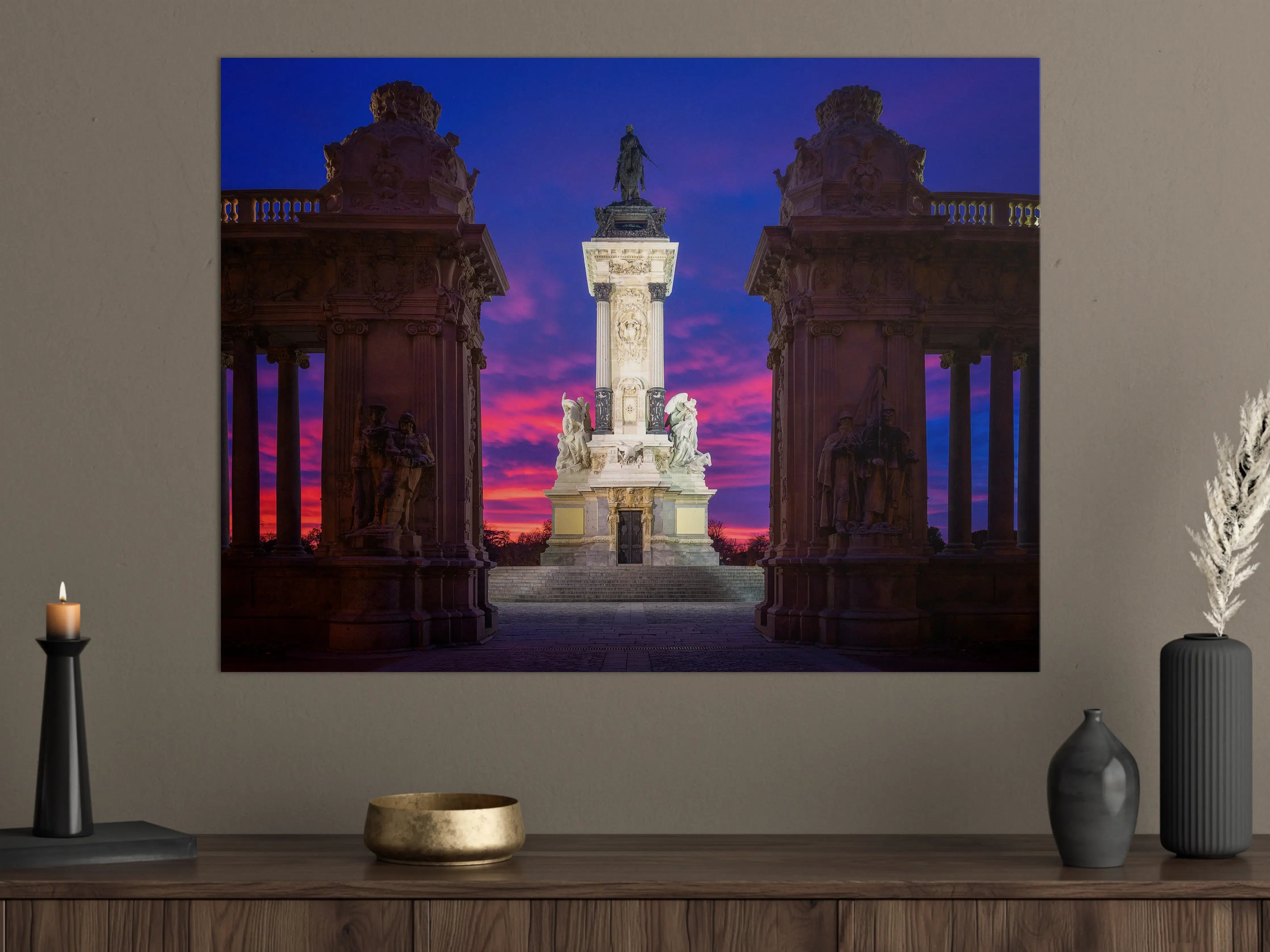 Große Wandbilder - Denkmal für Alfonso XII bei rötlichem Himmel