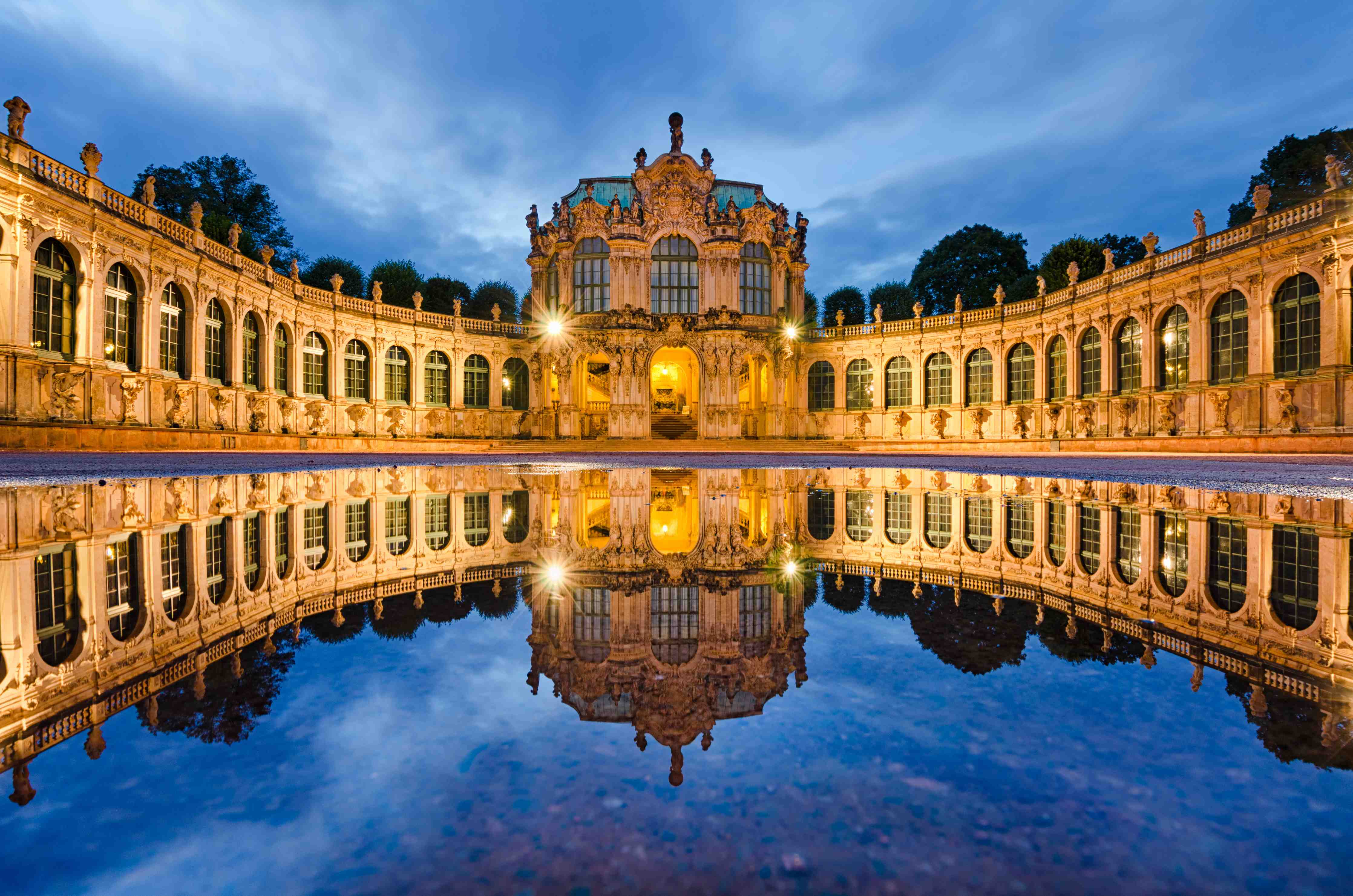 Große Wandbilder-Dresdner Zwinger mit Reflexion
