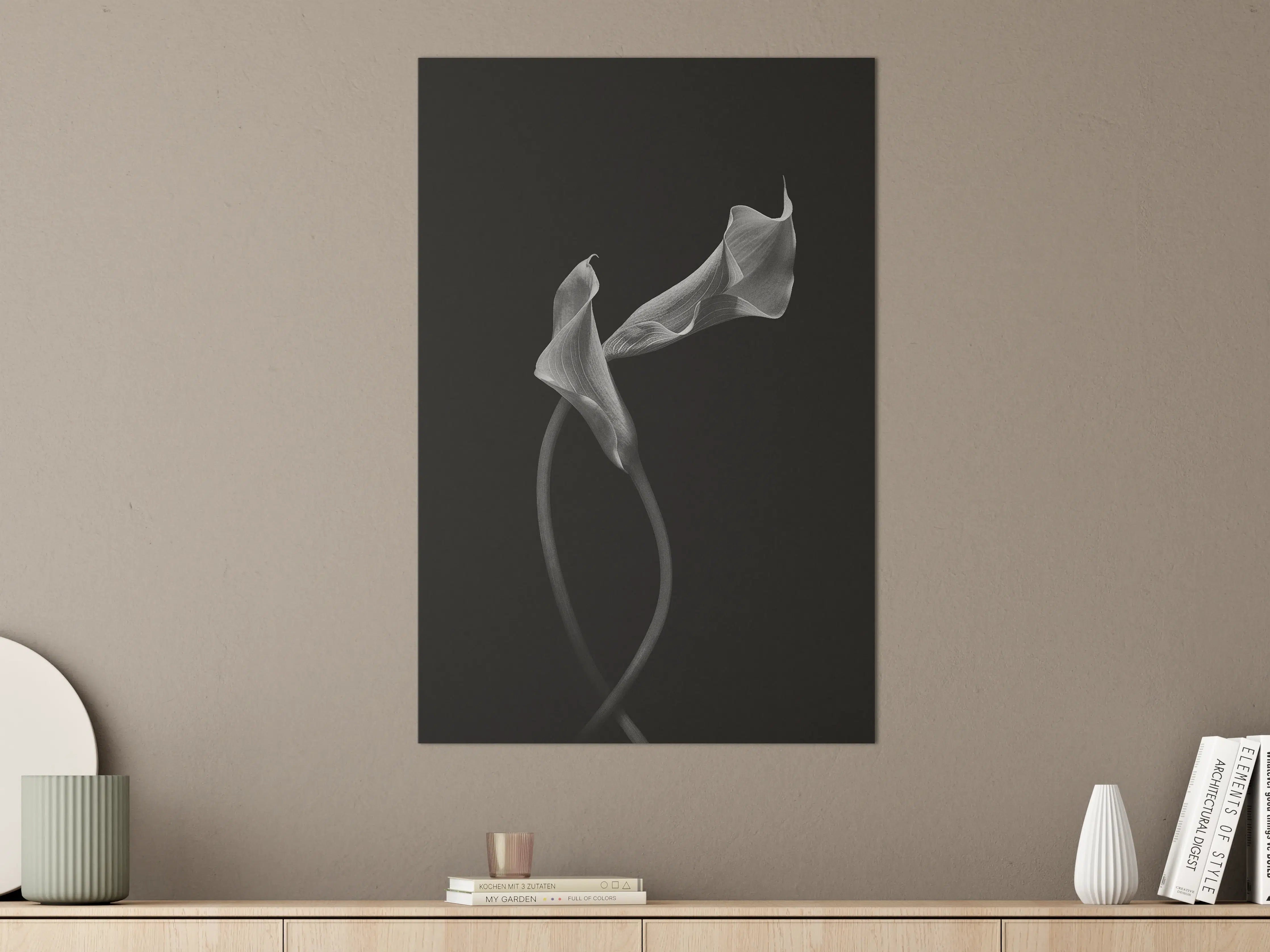 Große Wandbilder - Elegante schwarze Calla-Blume in Schwarzweiß