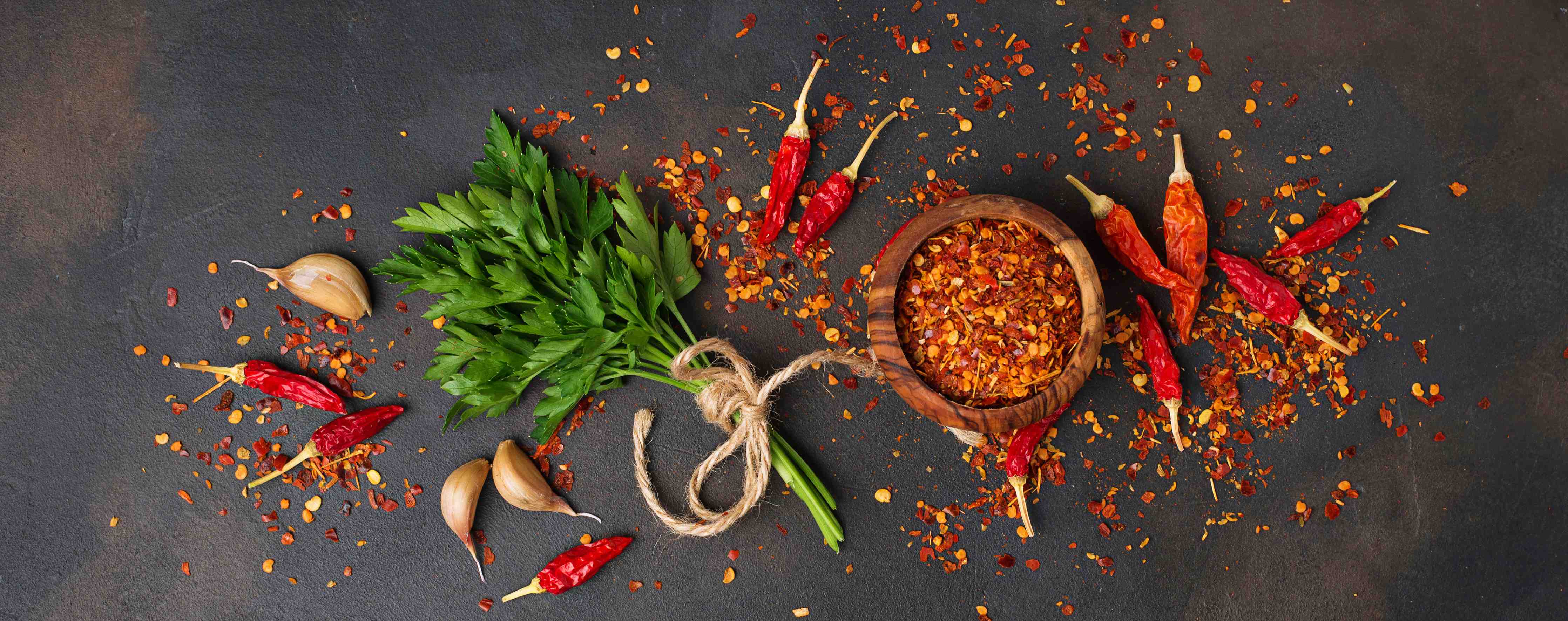 Große Wandbilder-Feurige Chili und frischer Knoblauch