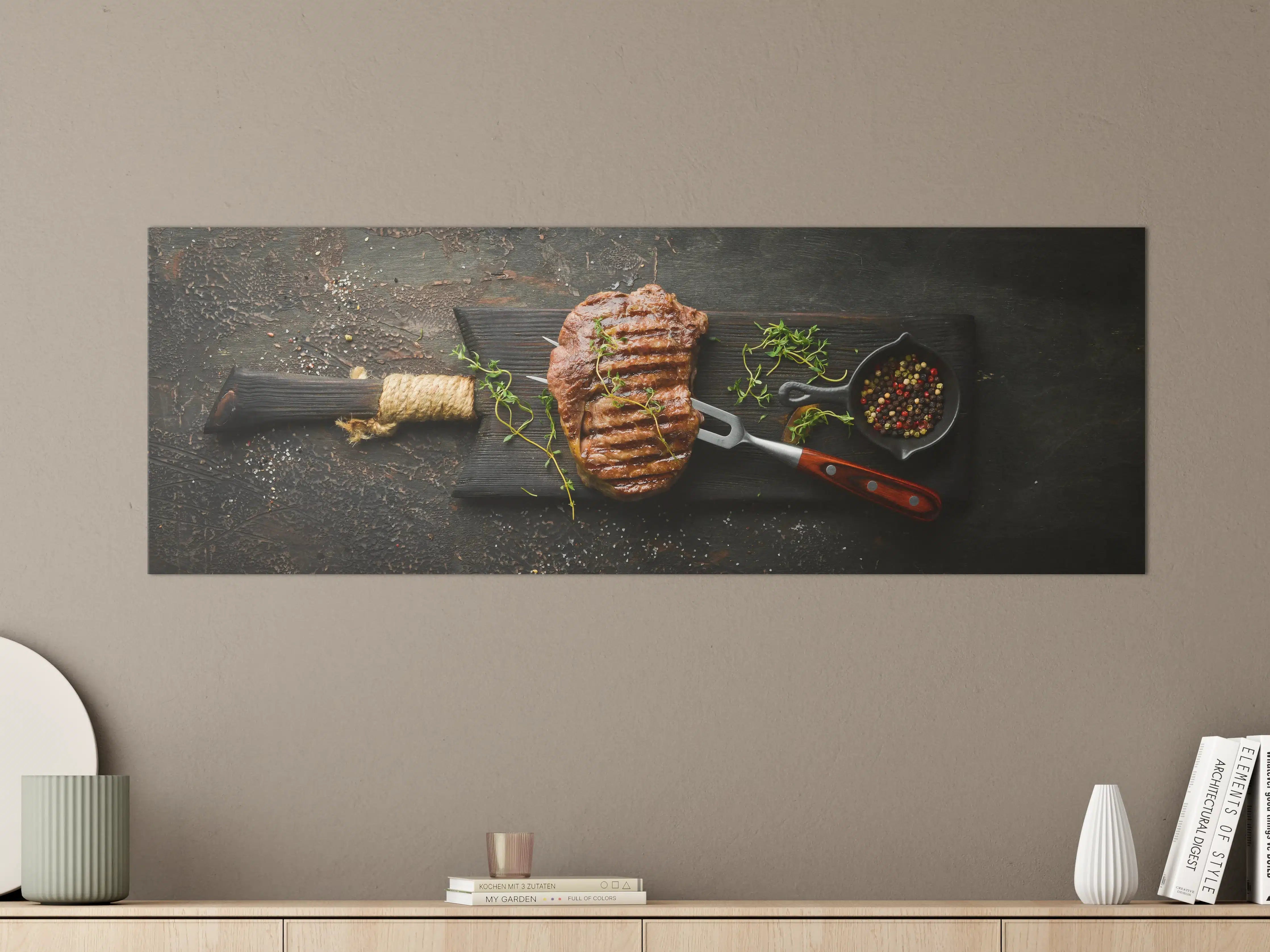 Große Wandbilder - Gegrilltes Ribeye auf Holzplatte