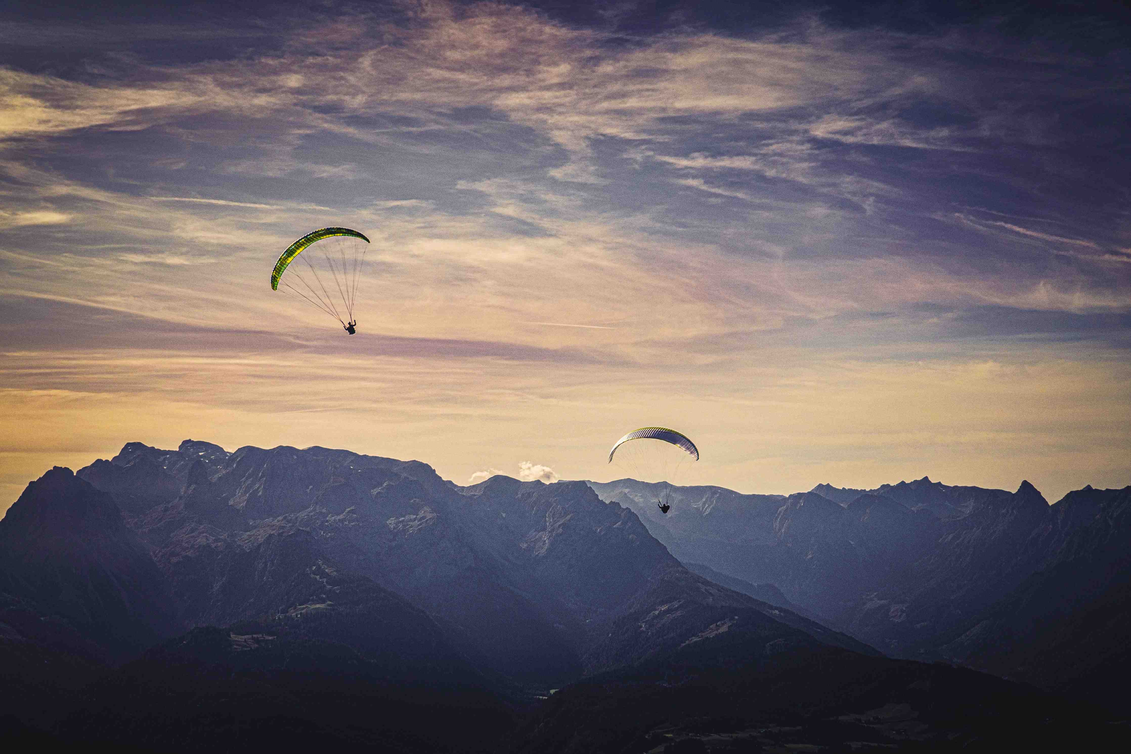 Große Wandbilder-Gleitschirmfliegen in Österreich