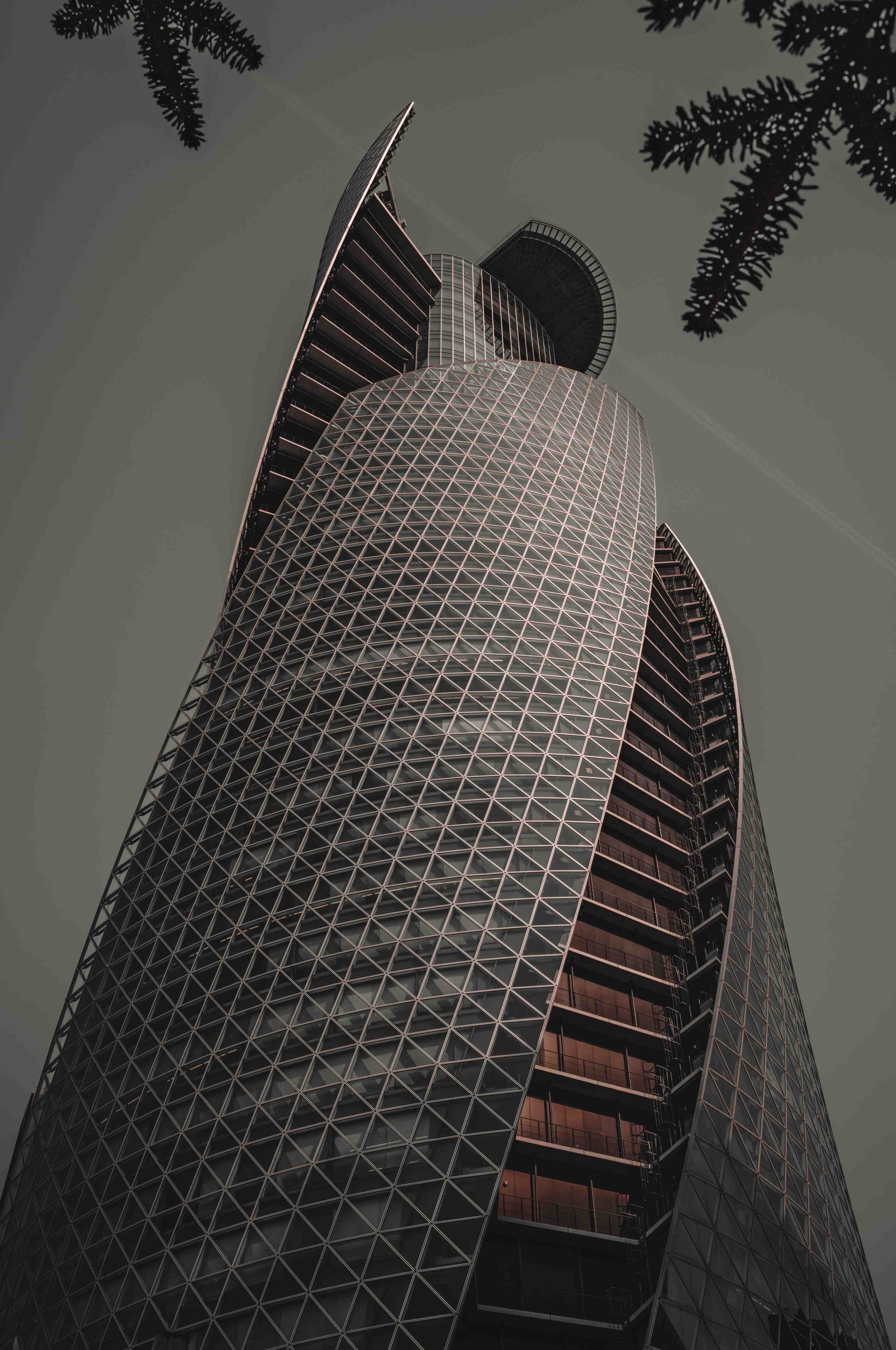 Große Wandbilder-Graue Spiralturm Architektur