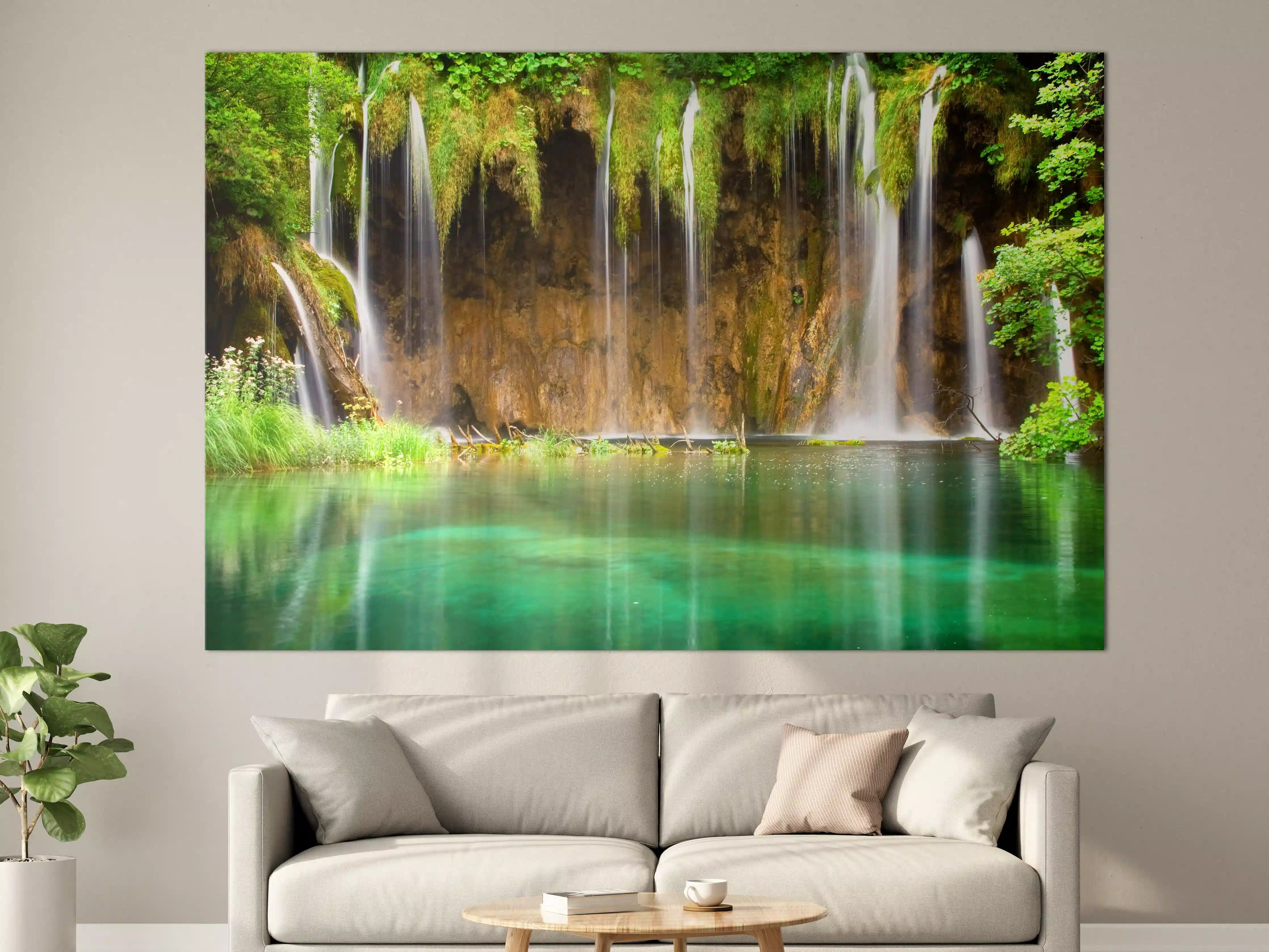 Große Wandbilder - Grauer Wasserfall in Grüner Idylle