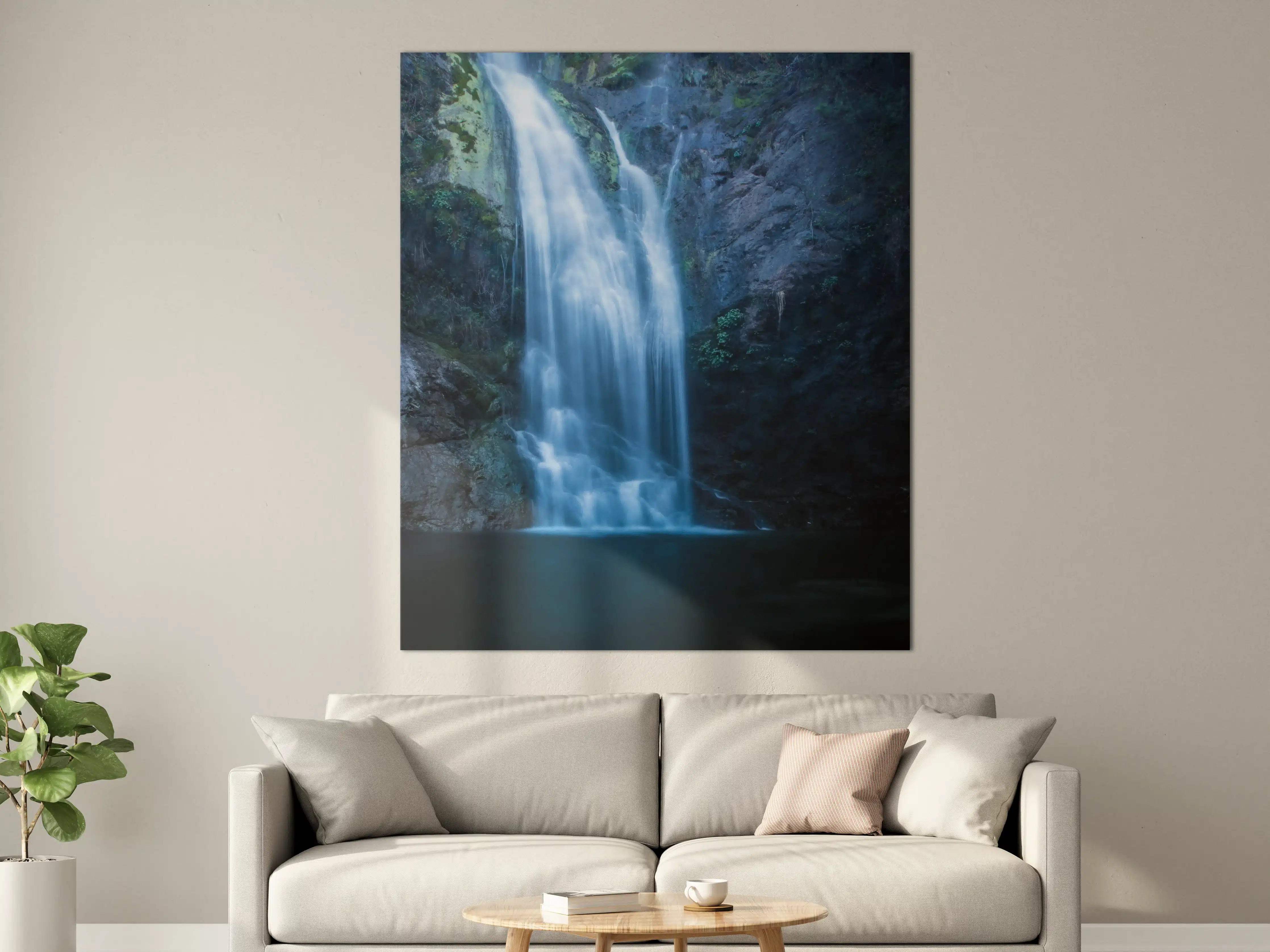 Große Wandbilder - Grauer Wasserfall in weißer Idylle