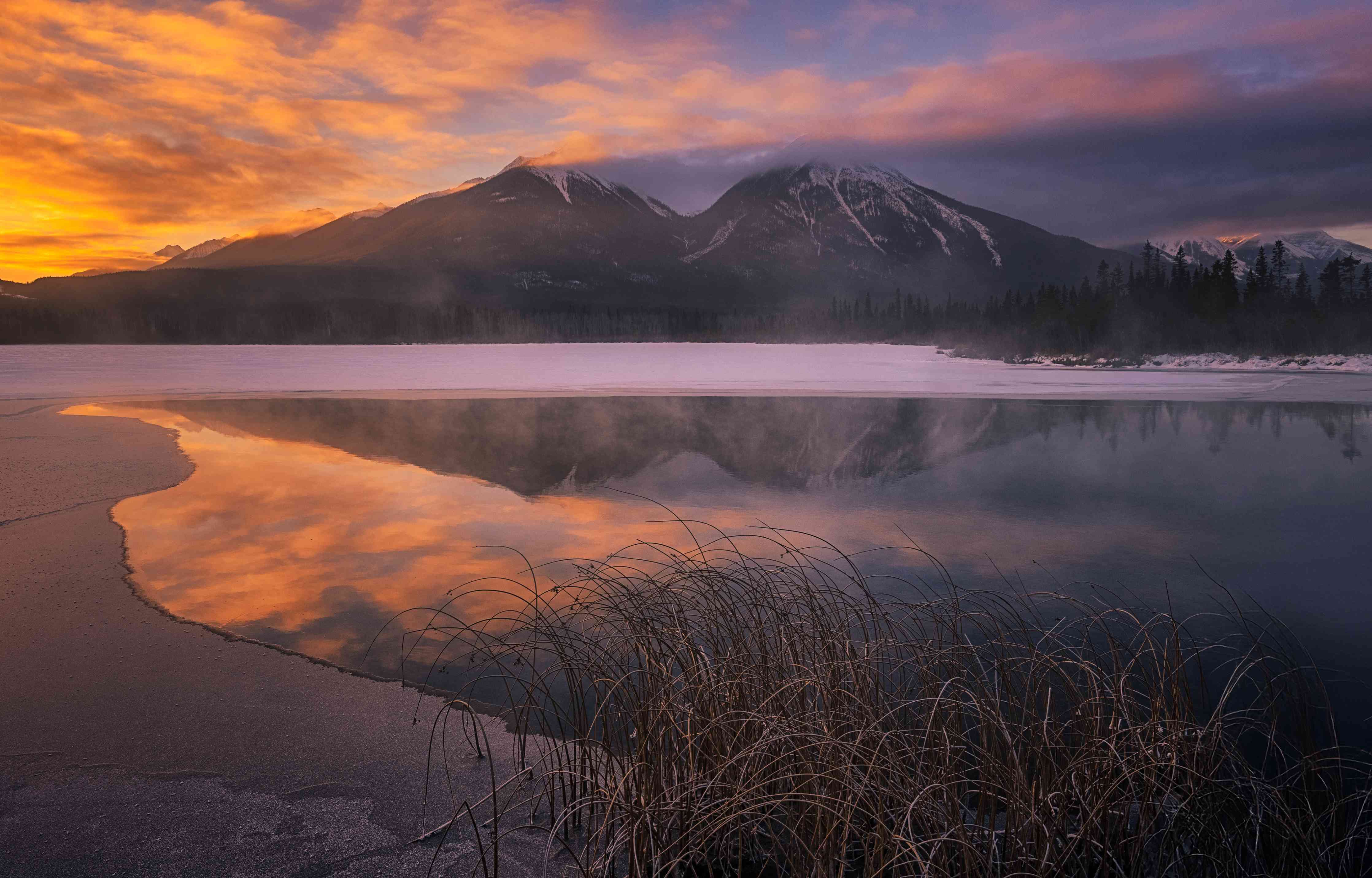 Große Wandbilder-Grauweiser See bei Dämmerung
