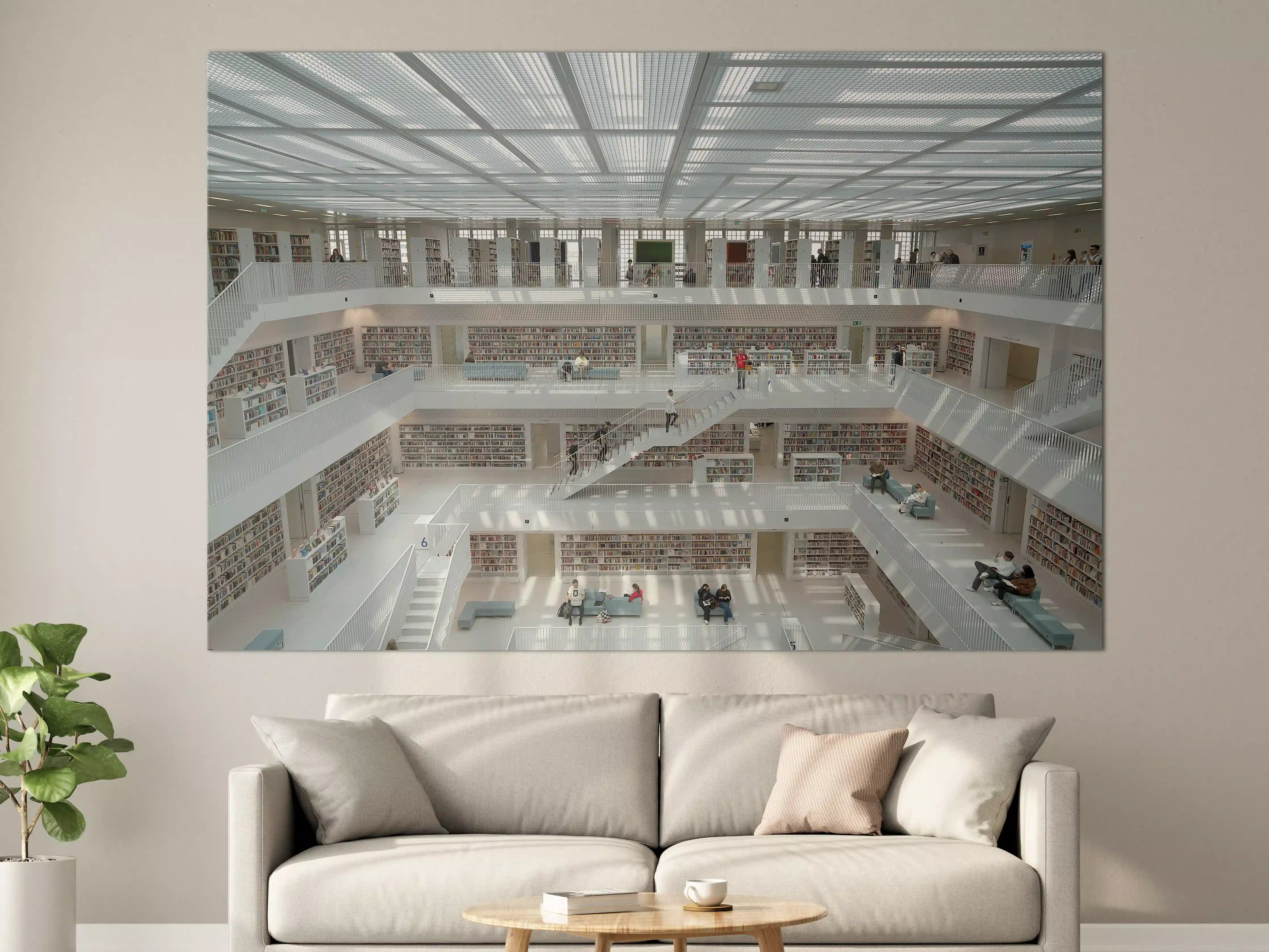 Große Wandbilder - Helle Bibliothek in Stuttgart