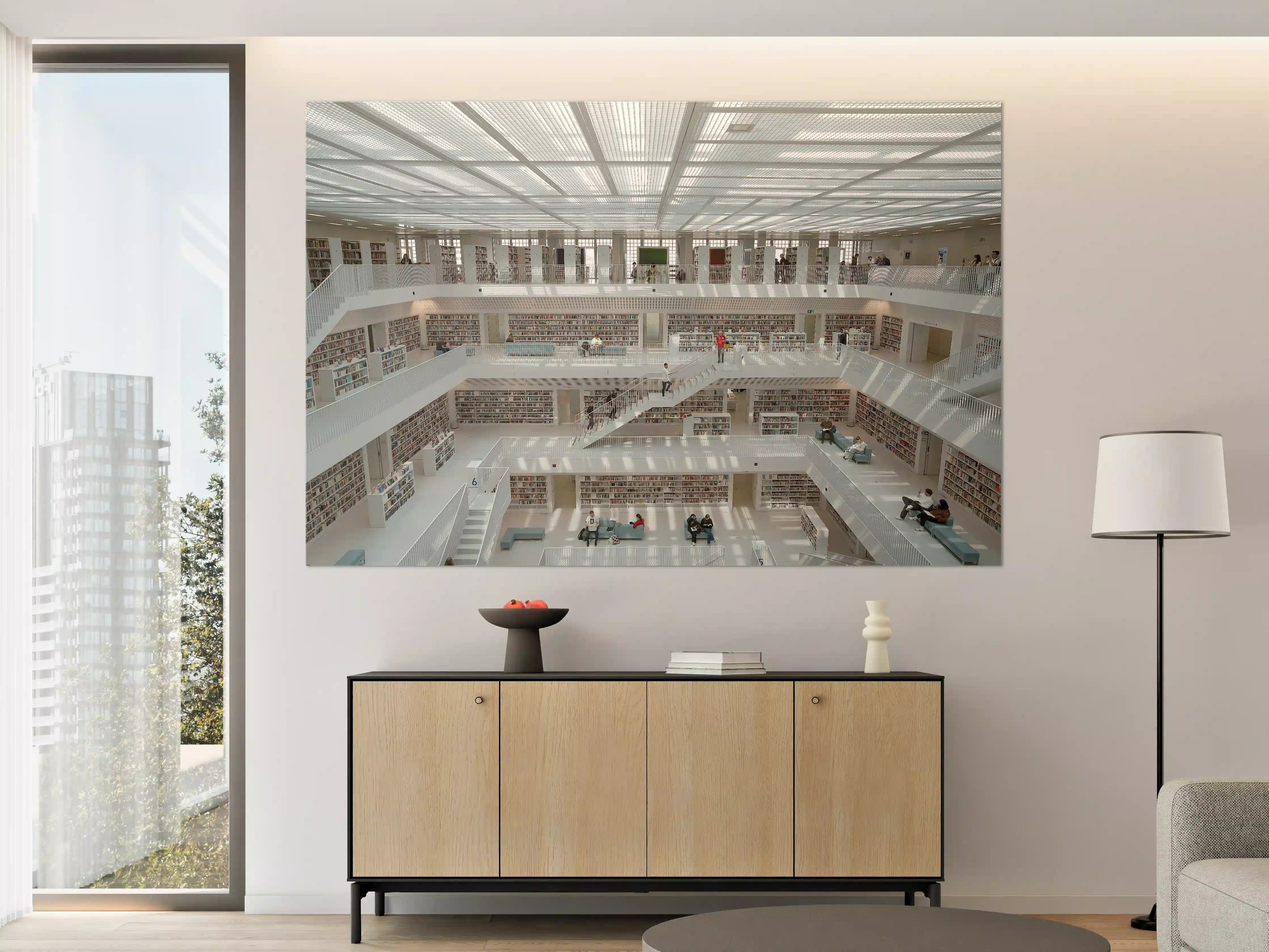 Große Wandbilder - Helle Bibliothek in Stuttgart