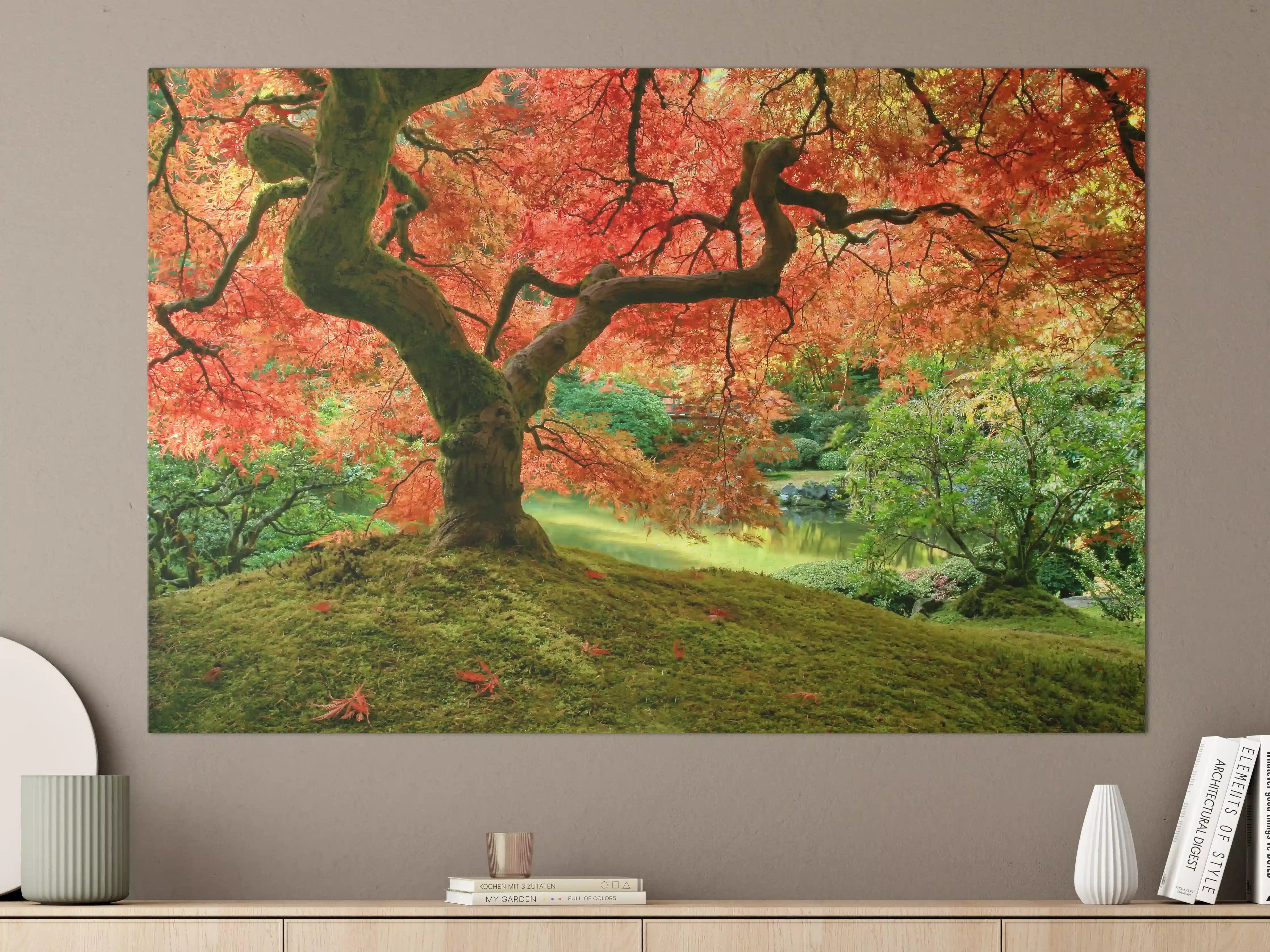 Große Wandbilder - Herbstlicher Baum mit leuchtenden roten Blättern