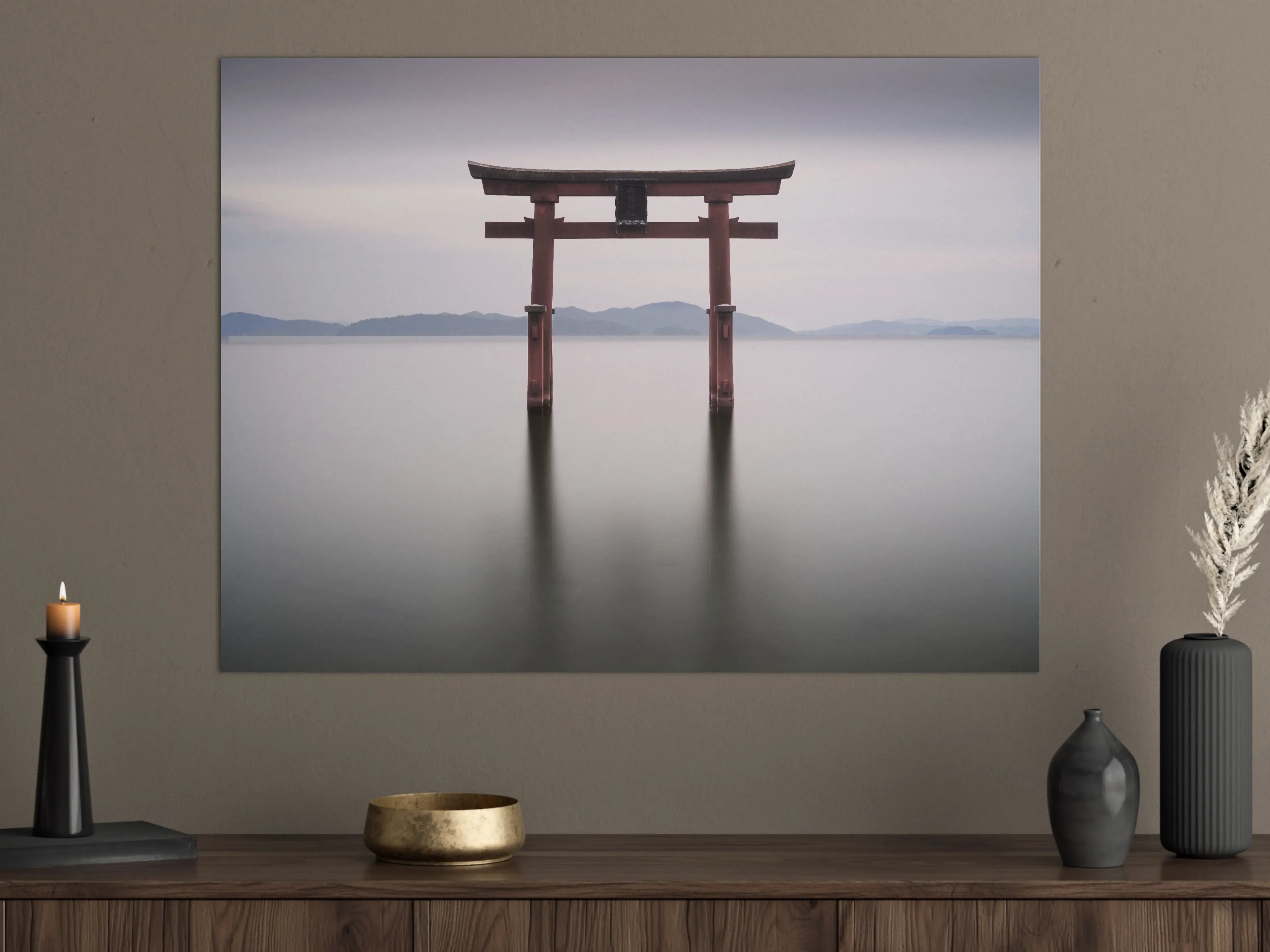 Große Wandbilder - Japanischer Torii am Wasser