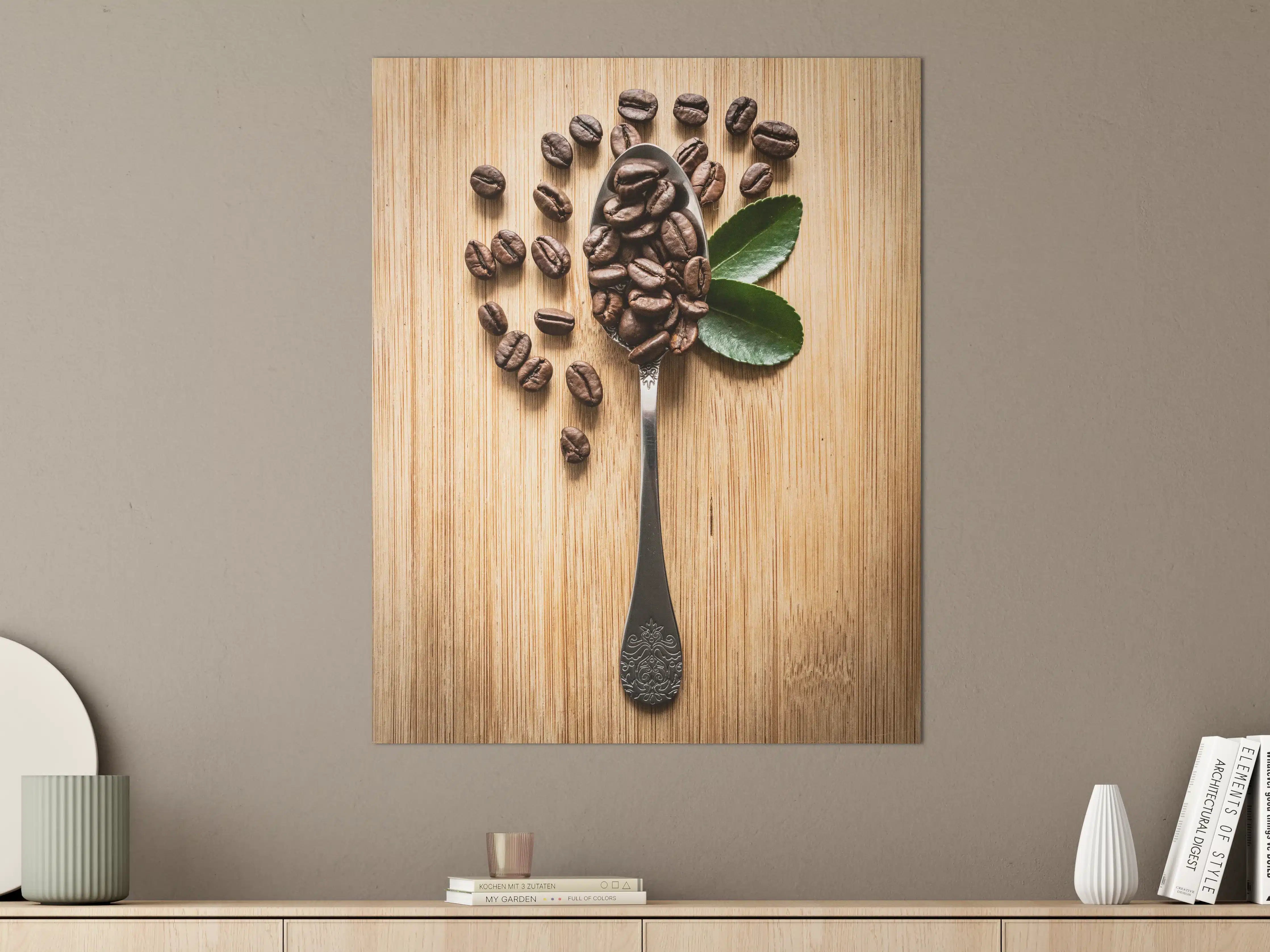 Große Wandbilder - Kaffeebohnen mit Blättern auf Holz