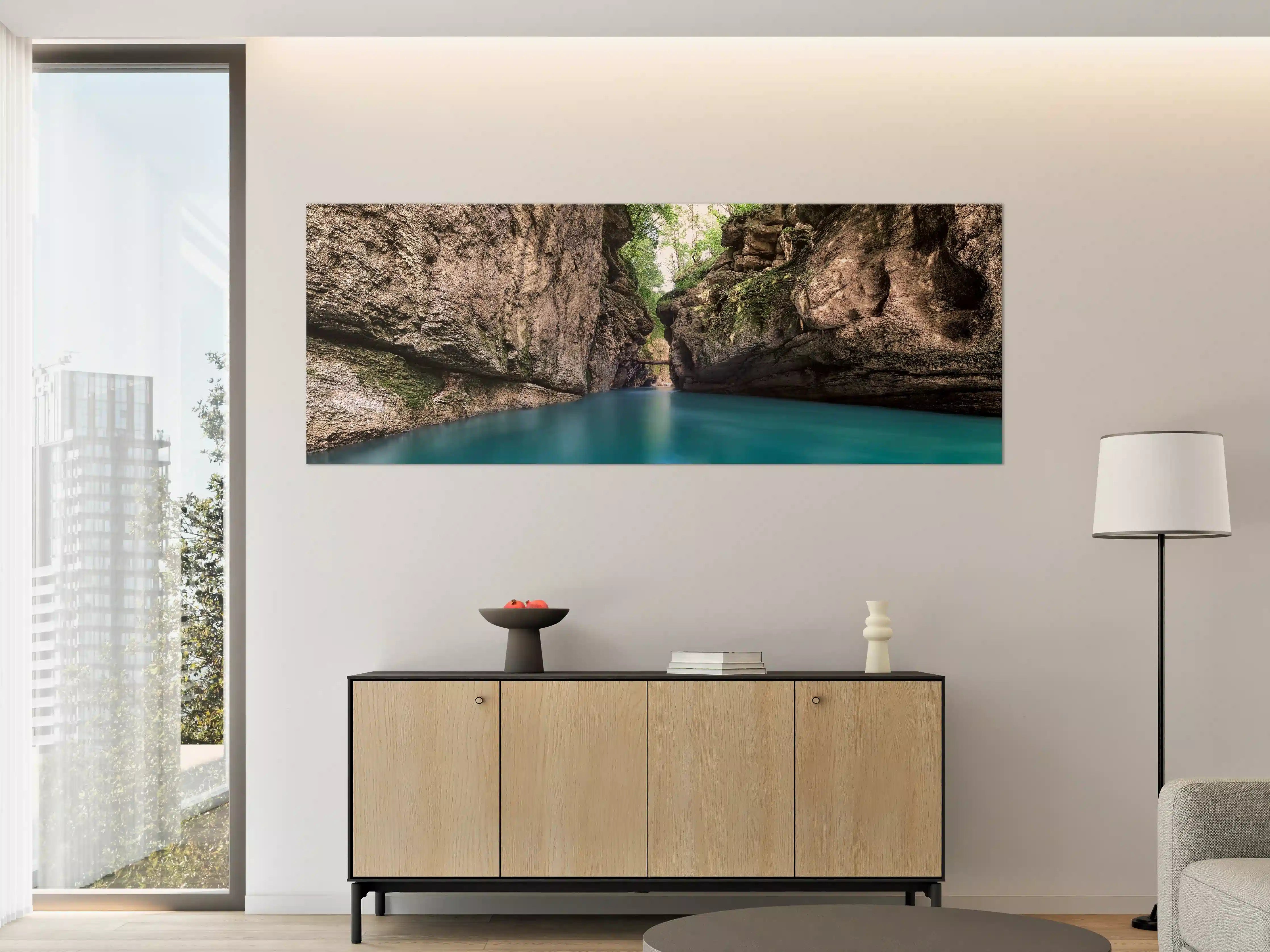 Große Wandbilder - Klare Bergklamm mit smaragdgrünem Wasser
