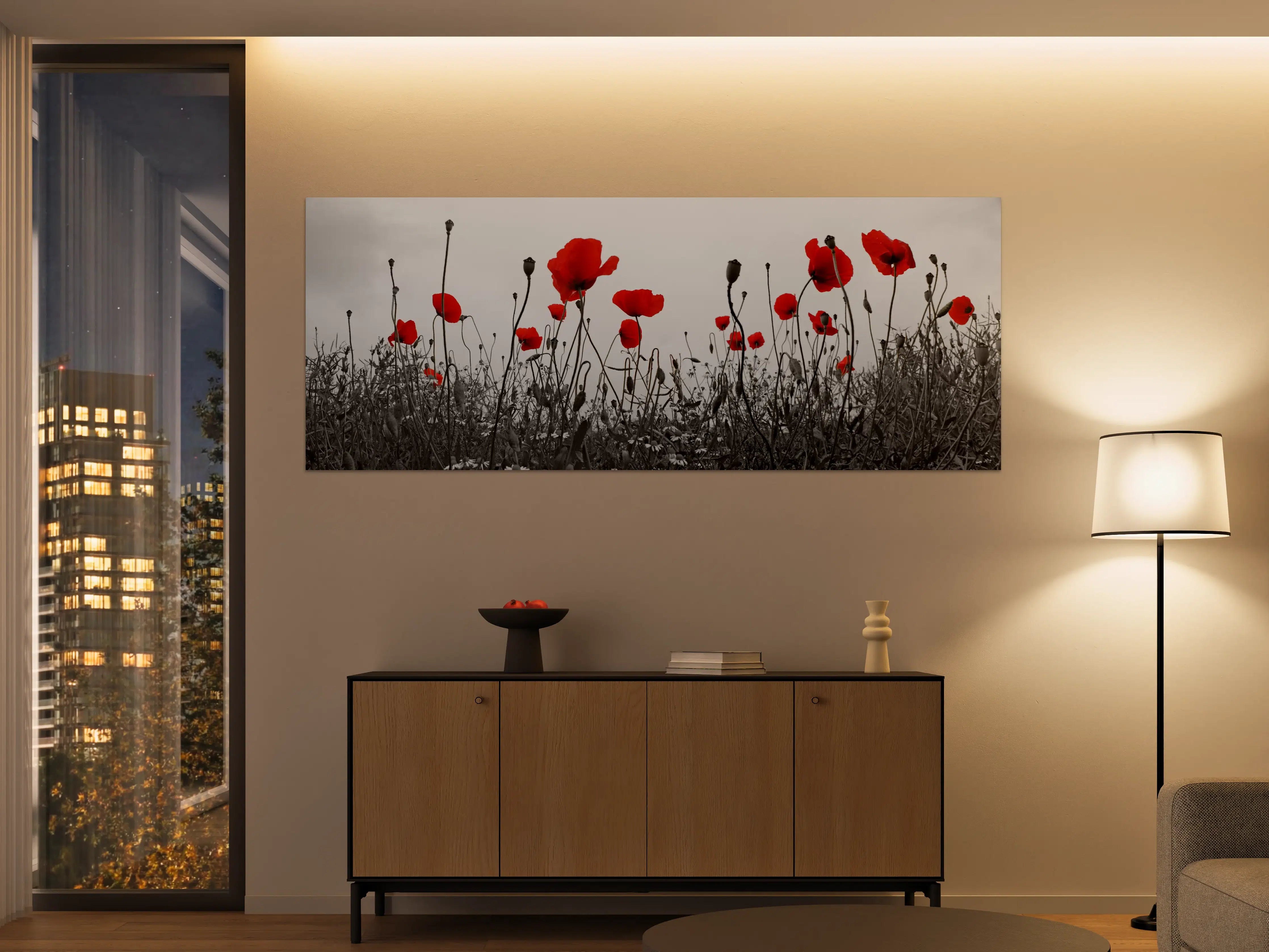Große Wandbilder - Leuchtende Mohnblumen vor grauem Himmel