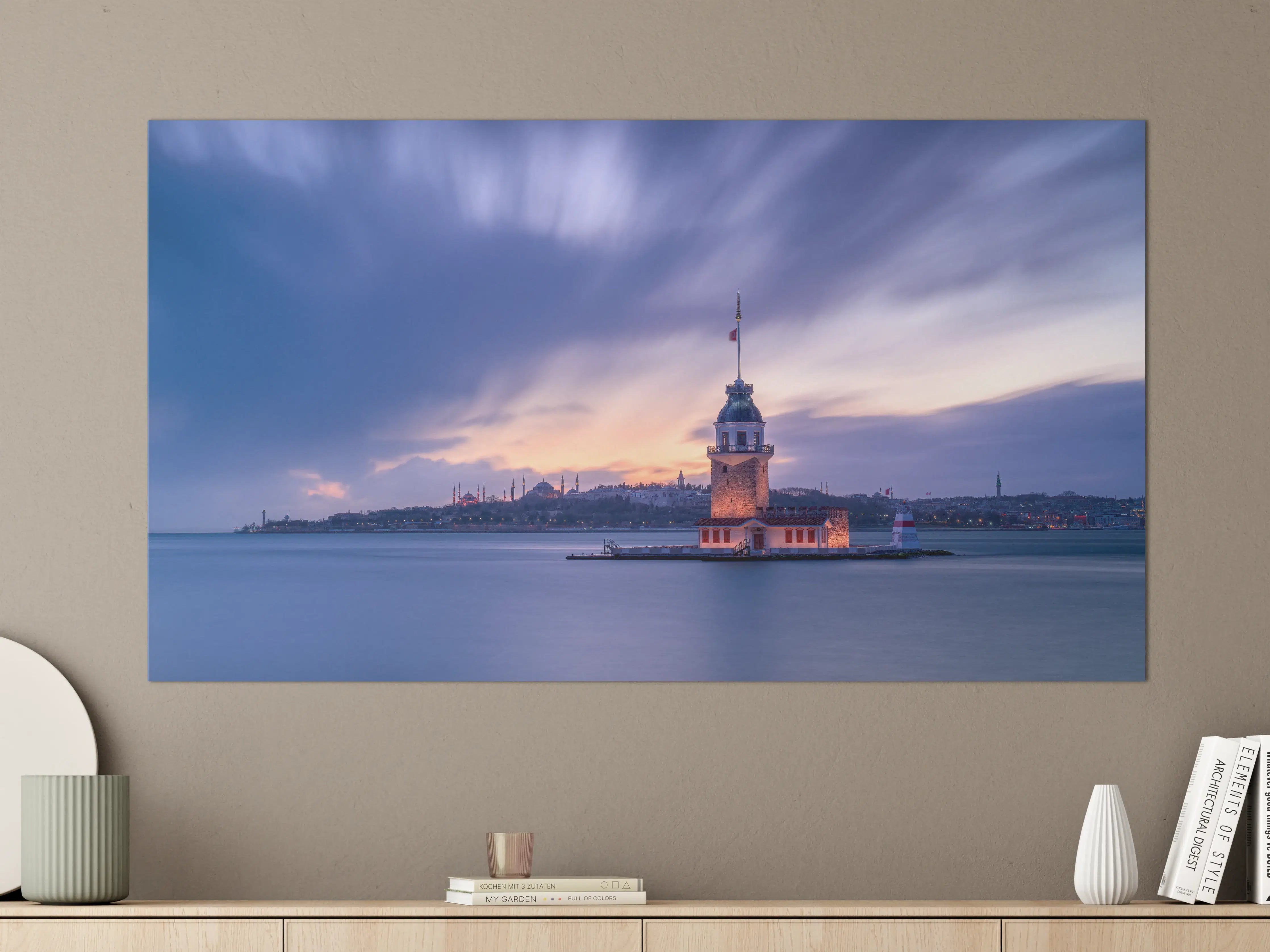 Große Wandbilder - Leuchtturm bei Sonnenuntergang mit dramatischem Himmel