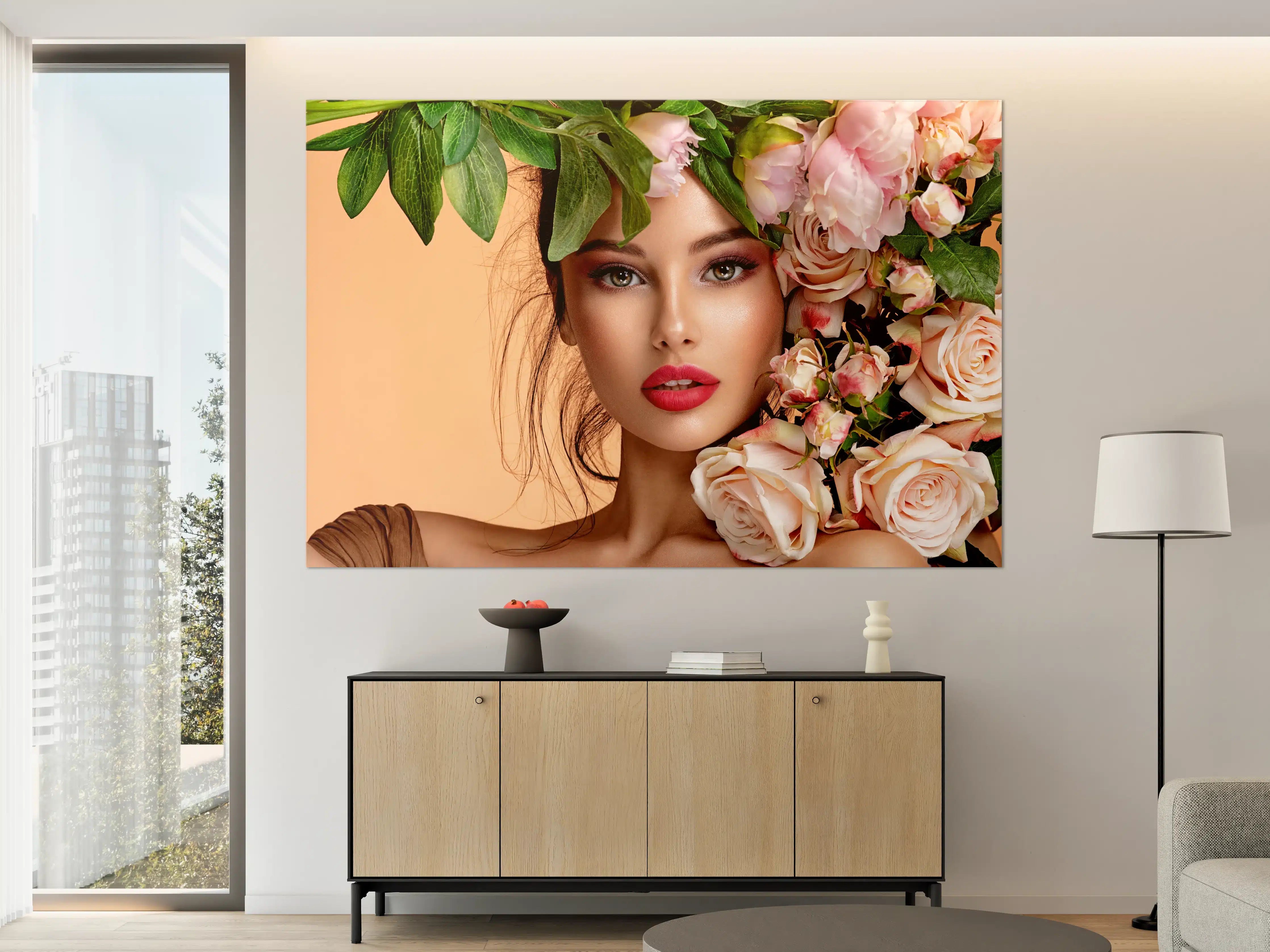 Große Wandbilder - Mädchen mit Rosen auf dem Kopf