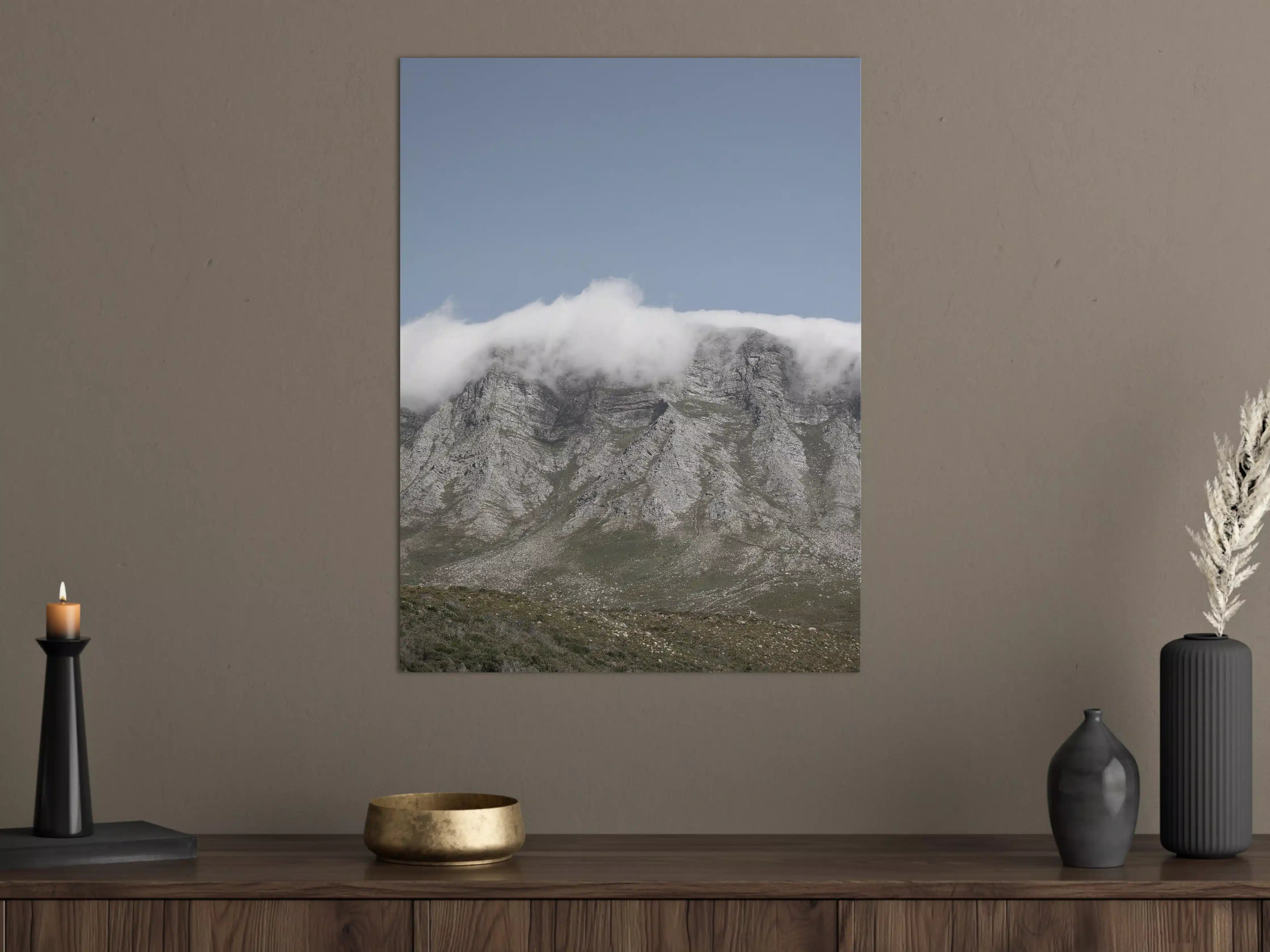 Große Wandbilder - Majestätische Bergspitzen im Nebel