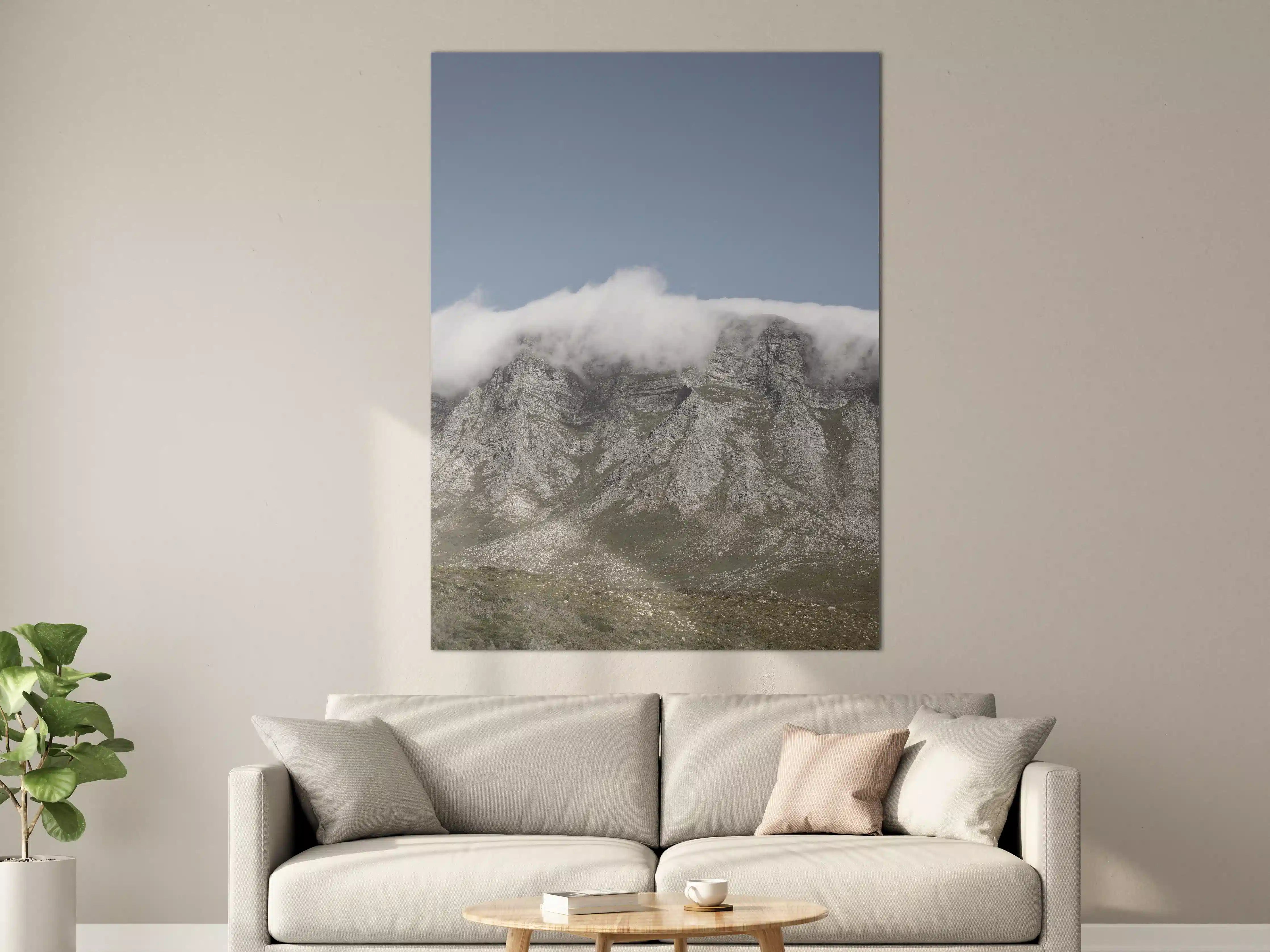 Große Wandbilder - Majestätische Bergspitzen im Nebel